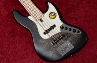 BEHRINGER ULTRABASS BB210 - Geek IN Box