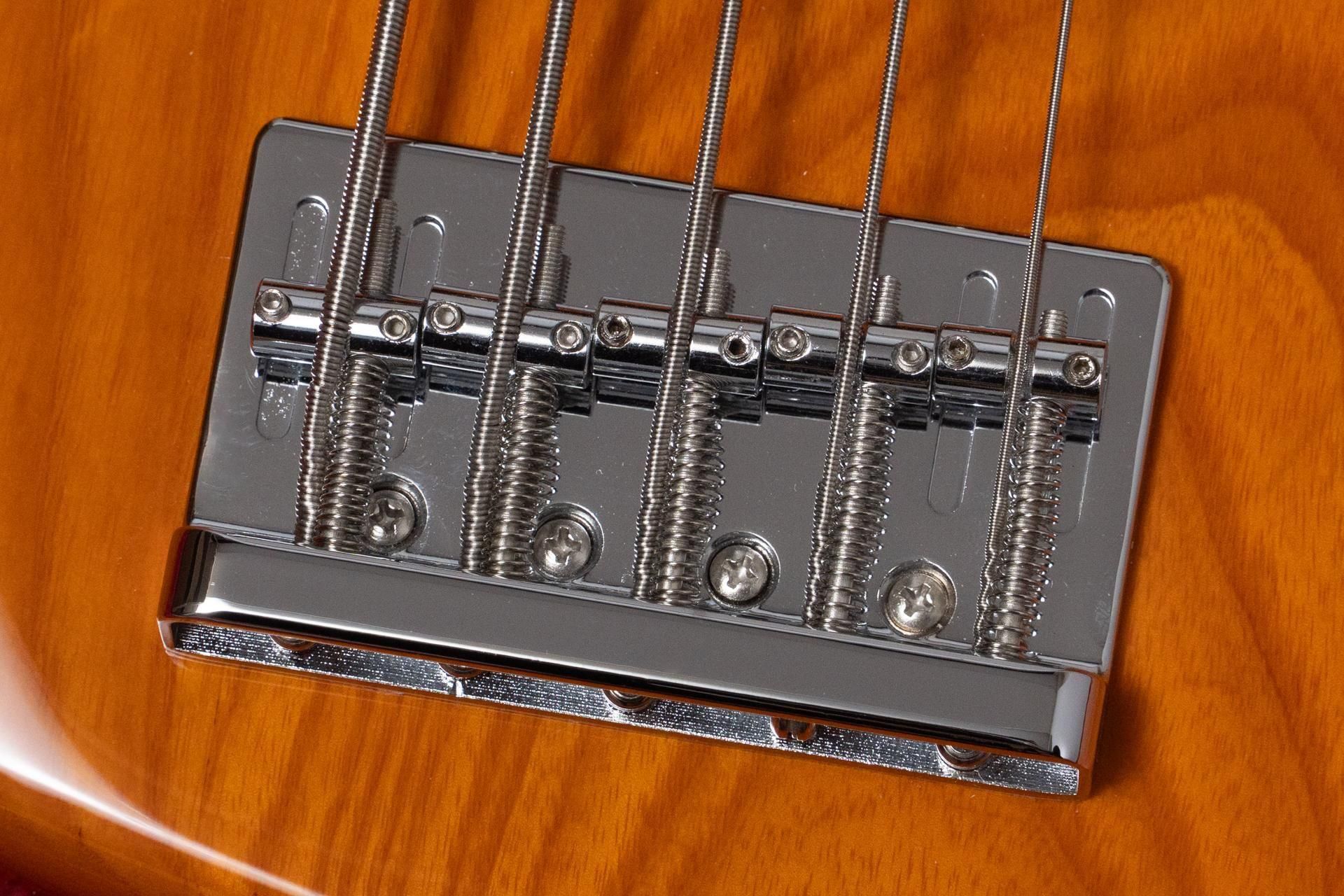 new】woofy basses / ONE series Cavalier 5 M Orange - Geek IN Box