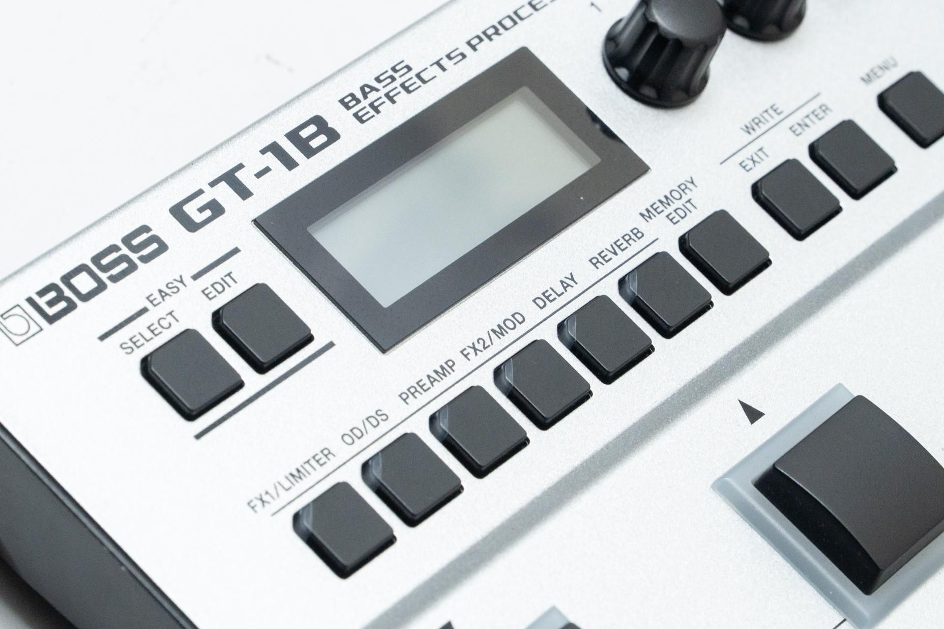 used】BOSS / GT-1B Bass Effects Processor【GIB横浜】 - Geek IN Box