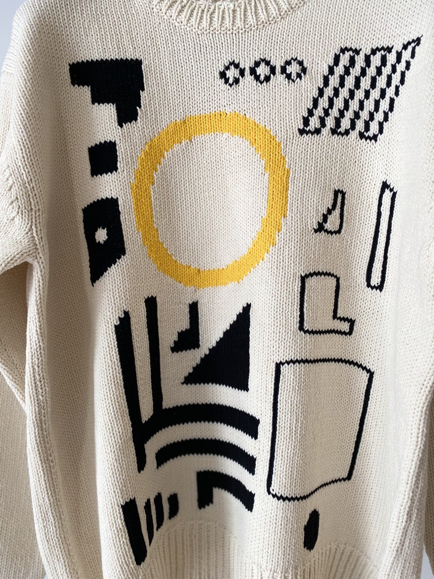 soe<br />Intarsia Sweater Memphis / OFF WHITE<img class='new_mark_img2' src='https://img.shop-pro.jp/img/new/icons14.gif' style='border:none;display:inline;margin:0px;padding:0px;width:auto;' />