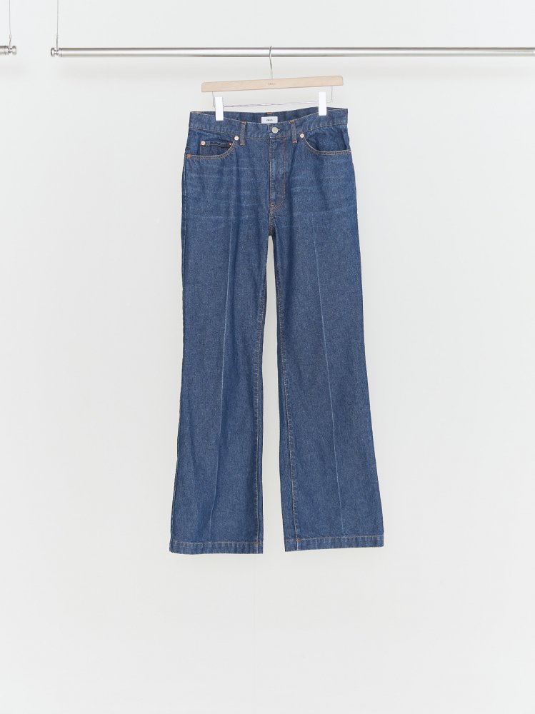 ALLEGE<br />Semi Flear Denim Pants / BLUE<img class='new_mark_img2' src='https://img.shop-pro.jp/img/new/icons14.gif' style='border:none;display:inline;margin:0px;padding:0px;width:auto;' />
