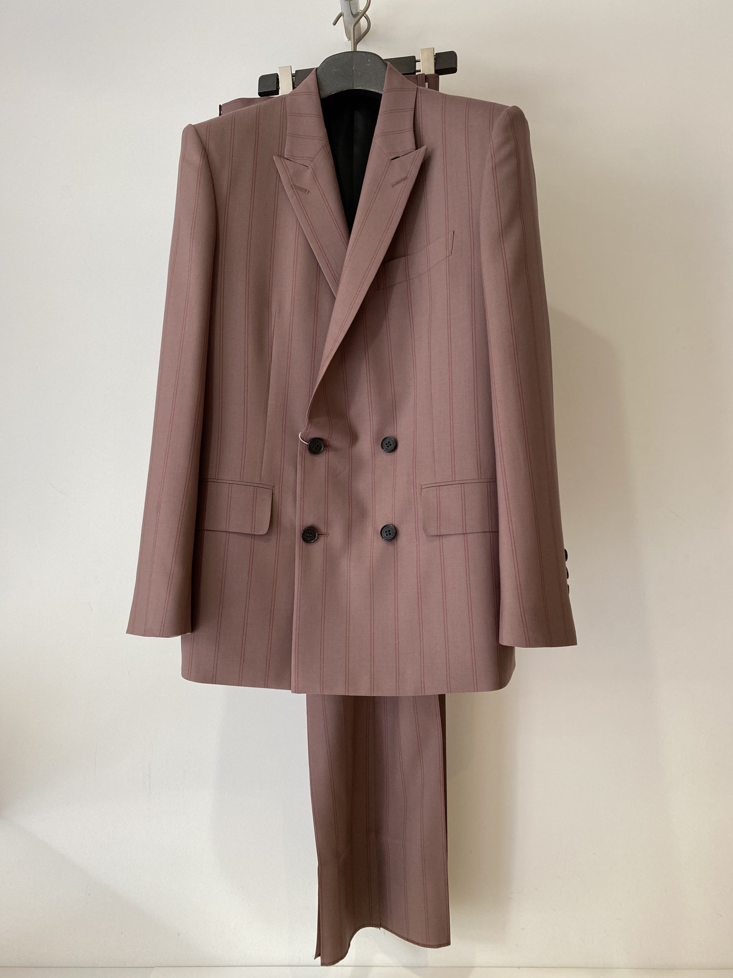 LITTLEBIG<br />4B Double Breasted Jacket & Tucked Flare Trousers SET / Pink<img class='new_mark_img2' src='https://img.shop-pro.jp/img/new/icons14.gif' style='border:none;display:inline;margin:0px;padding:0px;width:auto;' />