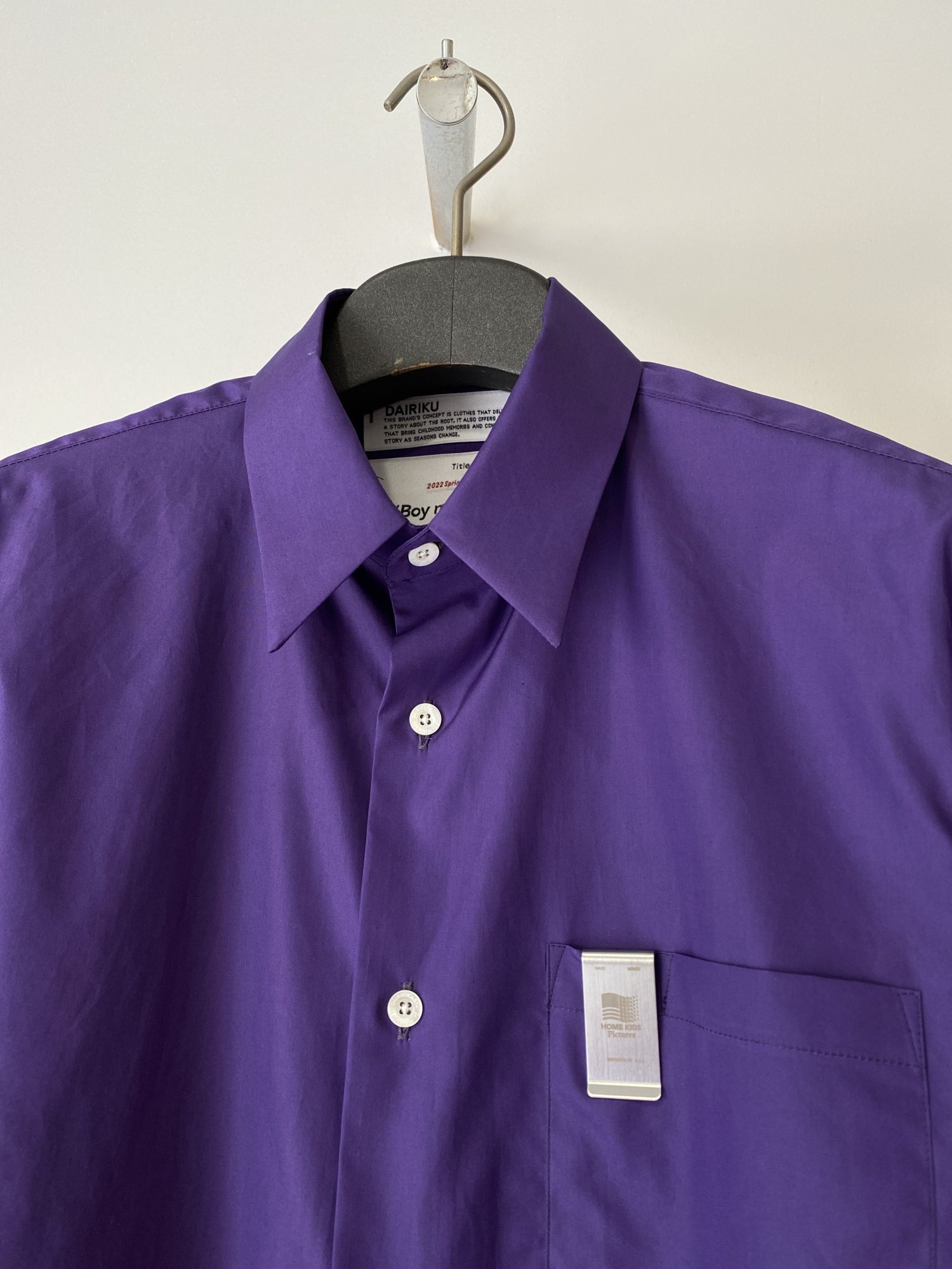 DAIRIKU<br />L-S Dress Shirt with Money Clip / Purple<img class='new_mark_img2' src='https://img.shop-pro.jp/img/new/icons14.gif' style='border:none;display:inline;margin:0px;padding:0px;width:auto;' />