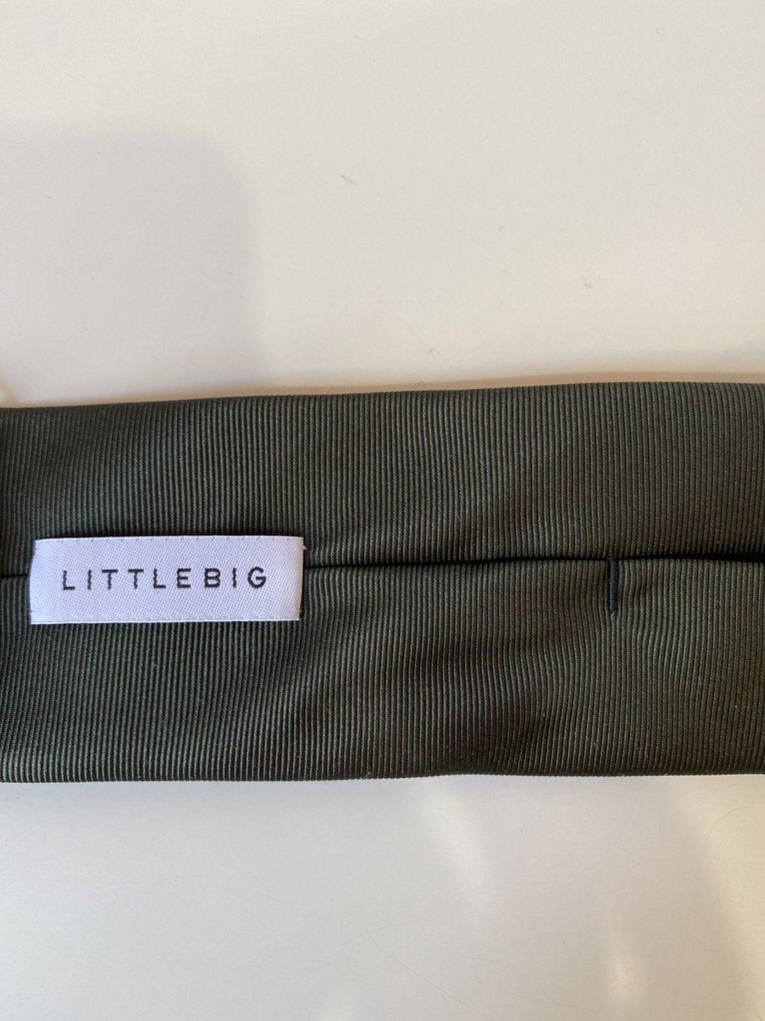 LITTLEBIG<br />Silk Narrow Tie / Green<img class='new_mark_img2' src='https://img.shop-pro.jp/img/new/icons14.gif' style='border:none;display:inline;margin:0px;padding:0px;width:auto;' />