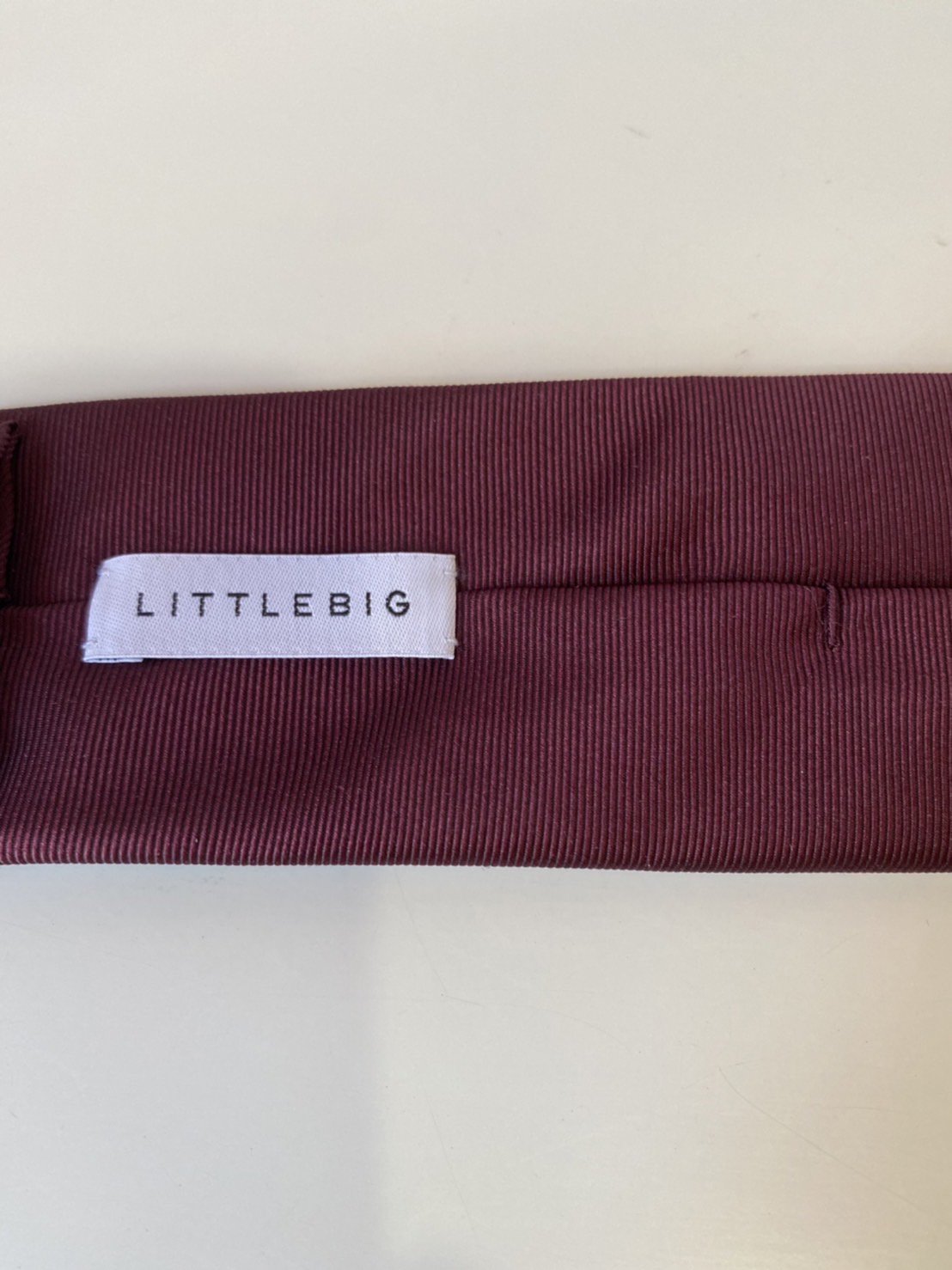 LITTLEBIG<br />Silk Narrow Tie / Bordeaux<img class='new_mark_img2' src='https://img.shop-pro.jp/img/new/icons14.gif' style='border:none;display:inline;margin:0px;padding:0px;width:auto;' />