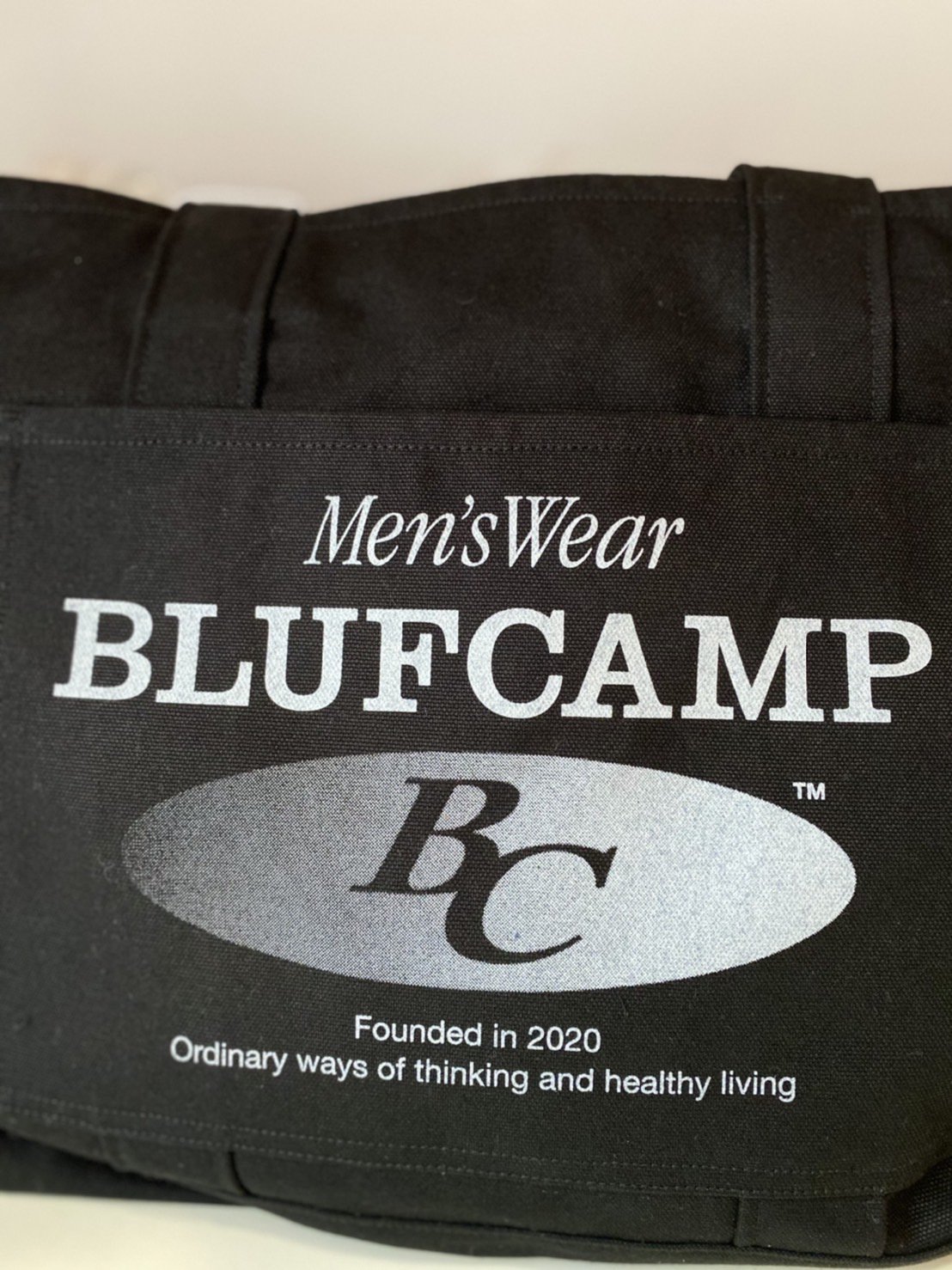 BLUFCAMP<br />Printed Tote Bag-15oz Canvas / Black<img class='new_mark_img2' src='https://img.shop-pro.jp/img/new/icons14.gif' style='border:none;display:inline;margin:0px;padding:0px;width:auto;' />