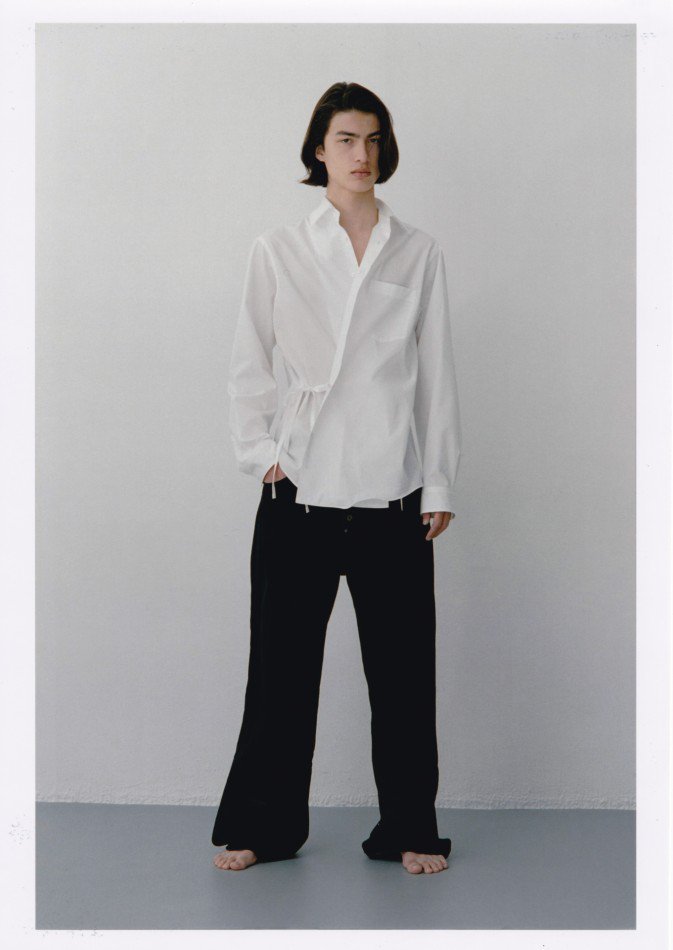 SOSHIOTSUKI<br />THE KINOMO BREASTED SHIRT (REGULAR FIT ) / WHITE<img class='new_mark_img2' src='https://img.shop-pro.jp/img/new/icons14.gif' style='border:none;display:inline;margin:0px;padding:0px;width:auto;' />