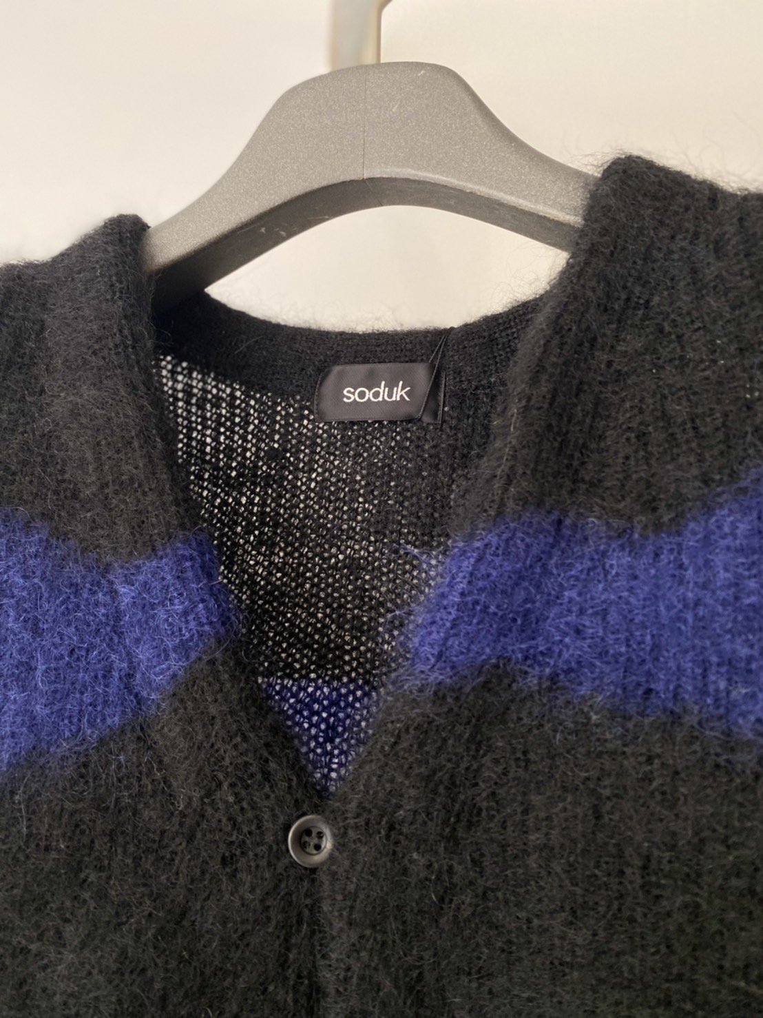 soduk<br />drawing knit cardigan / black<img class='new_mark_img2' src='https://img.shop-pro.jp/img/new/icons14.gif' style='border:none;display:inline;margin:0px;padding:0px;width:auto;' />
