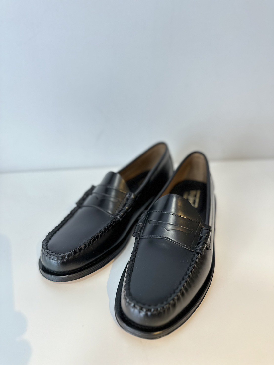 G.H.BASS<br />LARSON / BLACK (LEATHER SOLE)<img class='new_mark_img2' src='https://img.shop-pro.jp/img/new/icons14.gif' style='border:none;display:inline;margin:0px;padding:0px;width:auto;' />