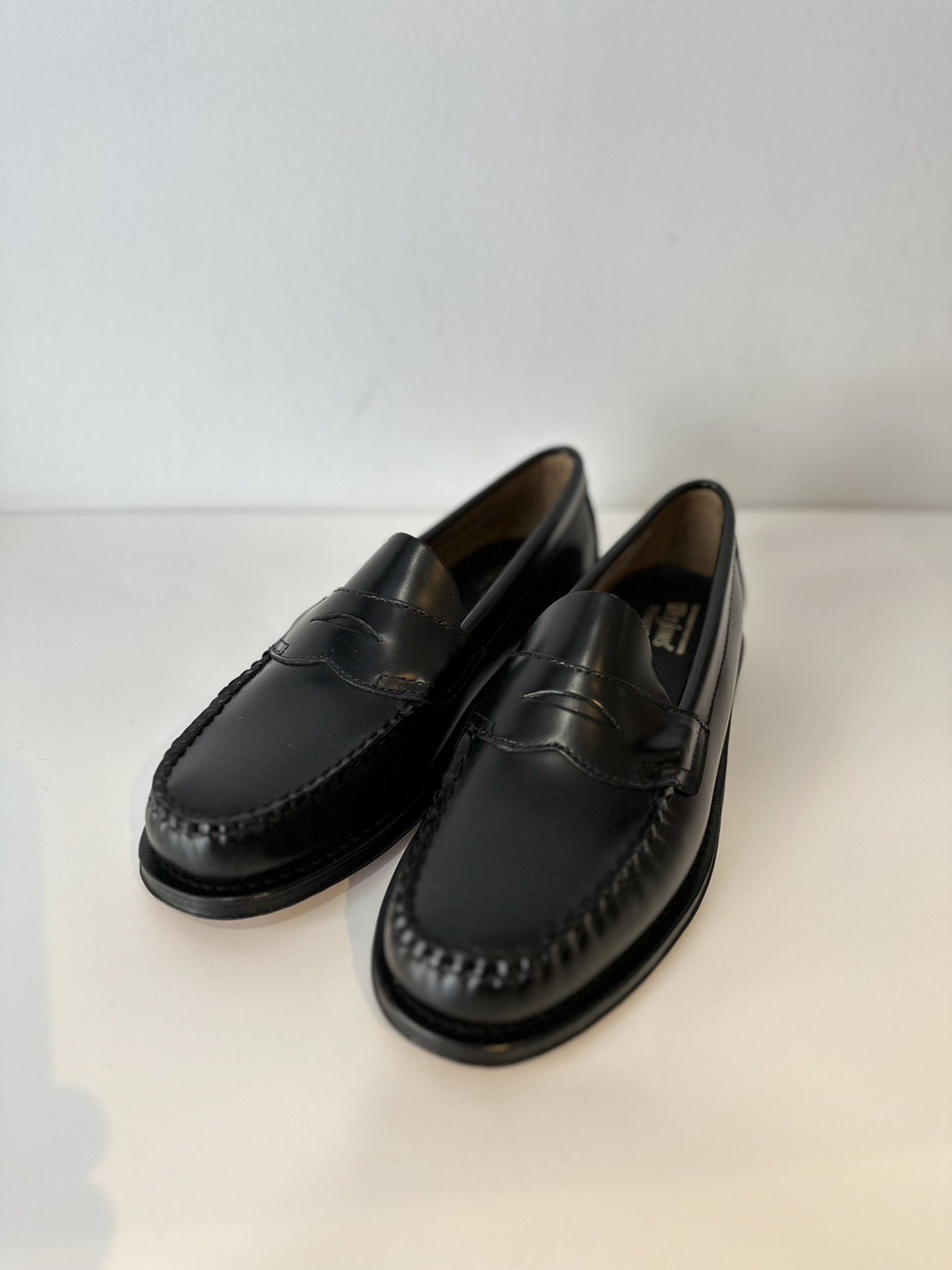 G.H.BASS<br />LOGAN / BLACK (LEATHER SOLE)<img class='new_mark_img2' src='https://img.shop-pro.jp/img/new/icons14.gif' style='border:none;display:inline;margin:0px;padding:0px;width:auto;' />