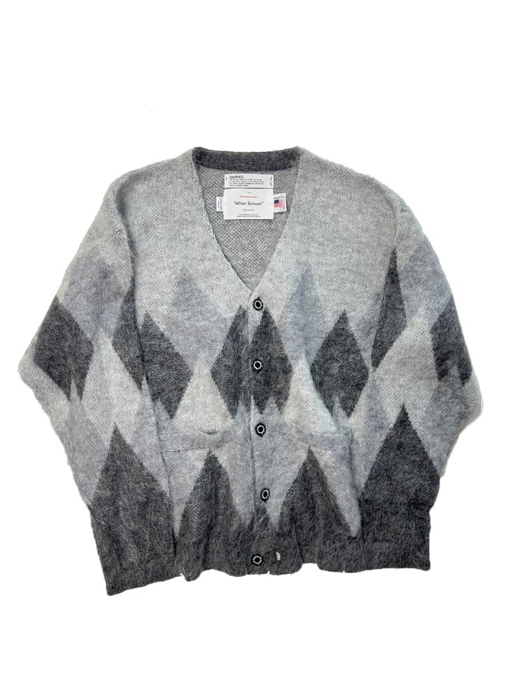 DAIRIKU<br />Argyle Mohair Cardigan / Fether Grey<img class='new_mark_img2' src='https://img.shop-pro.jp/img/new/icons14.gif' style='border:none;display:inline;margin:0px;padding:0px;width:auto;' />