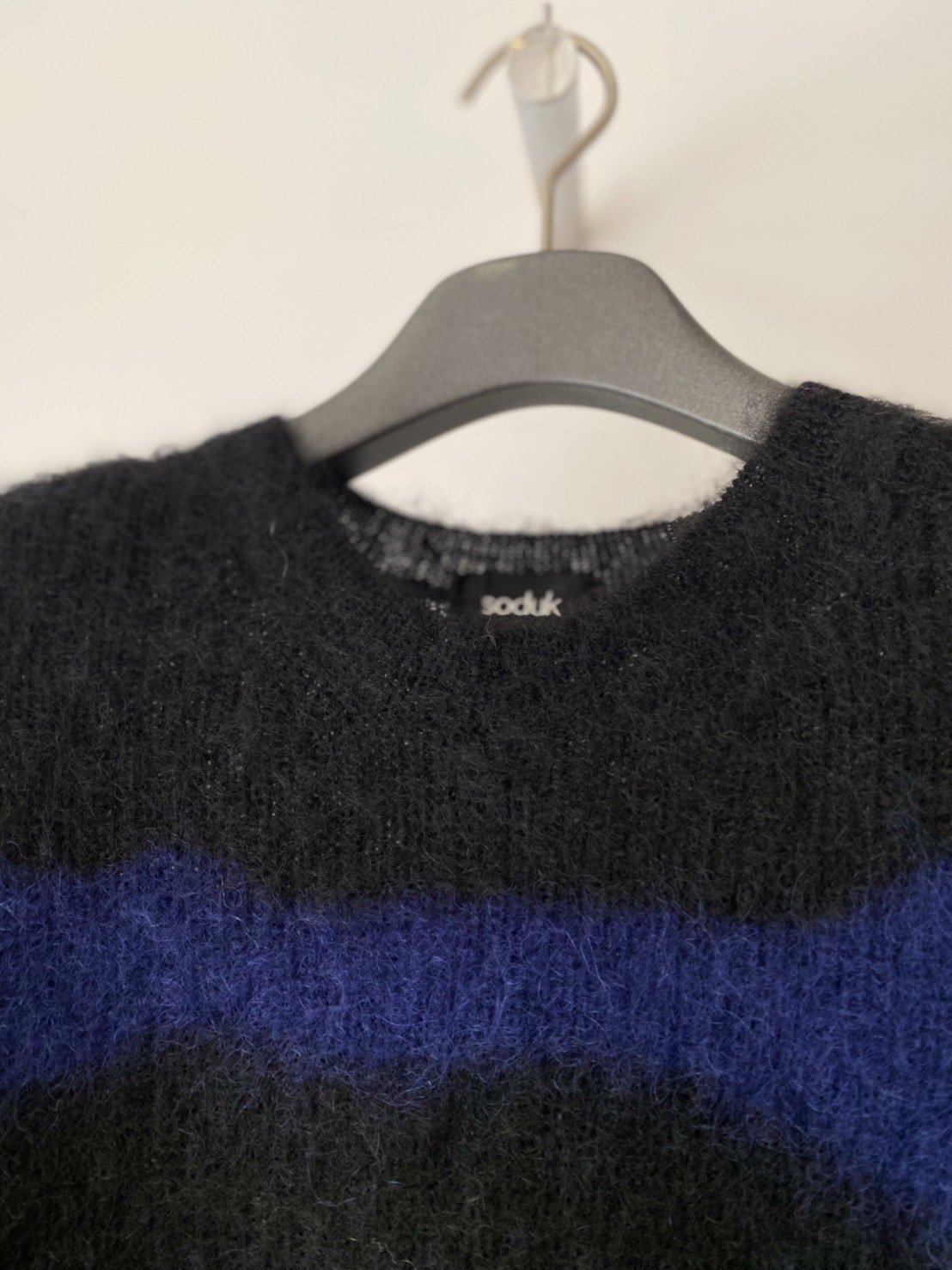soduk<br />drawing knit top / black<img class='new_mark_img2' src='https://img.shop-pro.jp/img/new/icons14.gif' style='border:none;display:inline;margin:0px;padding:0px;width:auto;' />