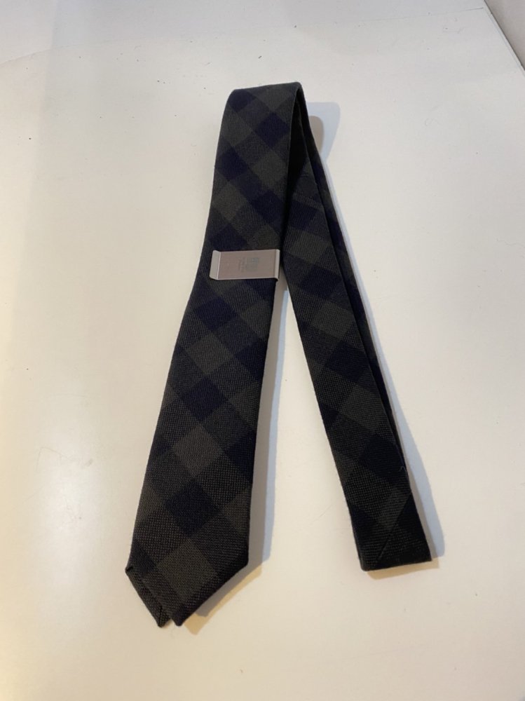 DAIRIKU<br />Wool Tie with Money Clip / Check<img class='new_mark_img2' src='https://img.shop-pro.jp/img/new/icons14.gif' style='border:none;display:inline;margin:0px;padding:0px;width:auto;' />