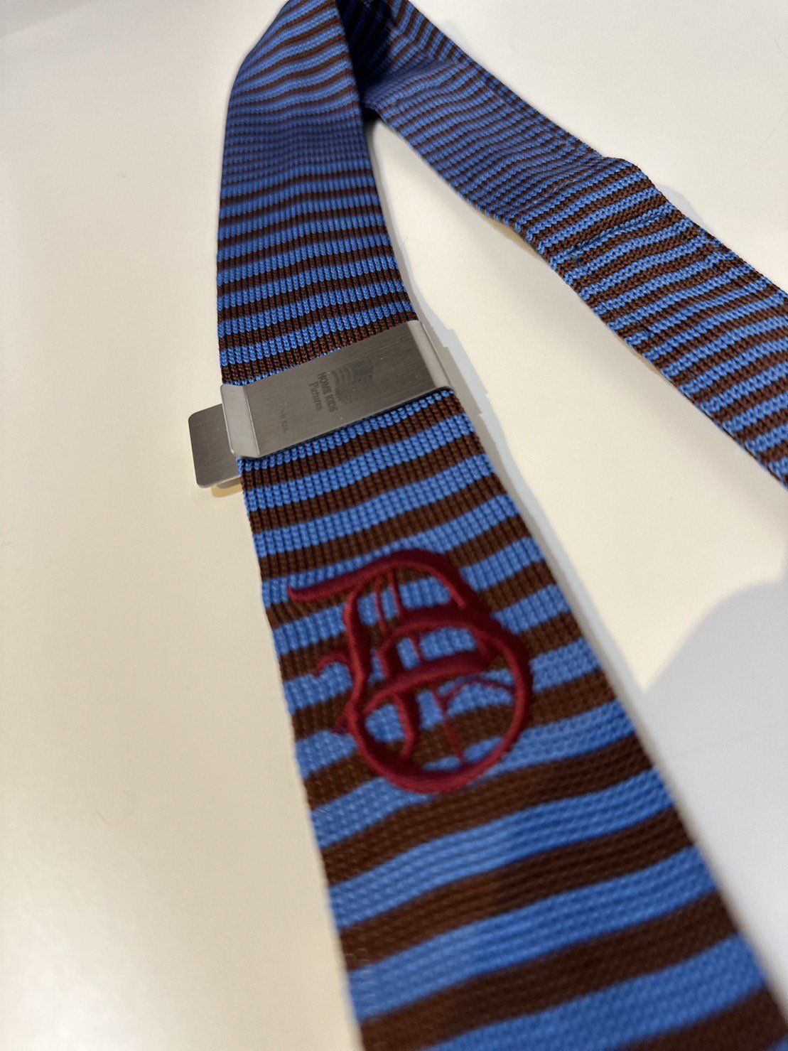 DAIRIKU<br />Knit Tie with Money Clip / Blue&Brown<img class='new_mark_img2' src='https://img.shop-pro.jp/img/new/icons14.gif' style='border:none;display:inline;margin:0px;padding:0px;width:auto;' />