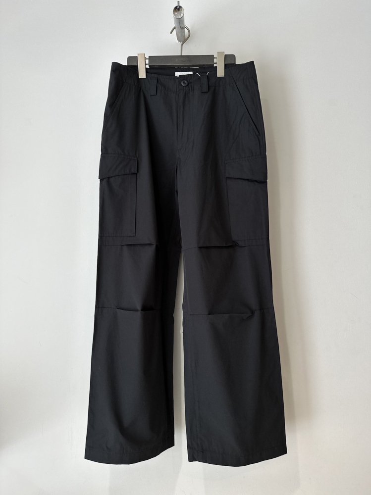 LITTLEBIG<br />Cargo Pants / Black<img class='new_mark_img2' src='https://img.shop-pro.jp/img/new/icons47.gif' style='border:none;display:inline;margin:0px;padding:0px;width:auto;' />