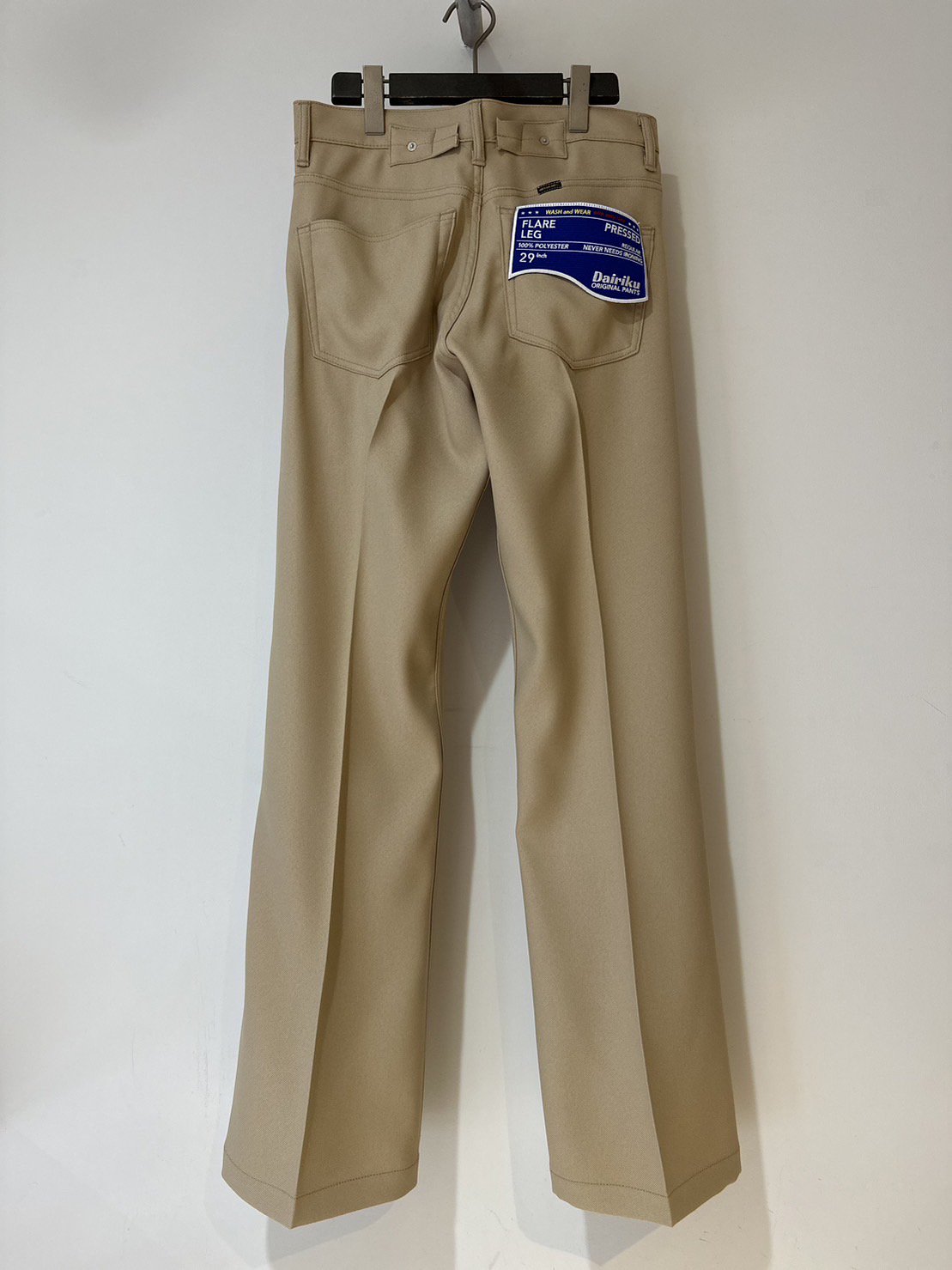 DAIRIKU<br />Flare Pressed Pants / Beige<img class='new_mark_img2' src='https://img.shop-pro.jp/img/new/icons14.gif' style='border:none;display:inline;margin:0px;padding:0px;width:auto;' />