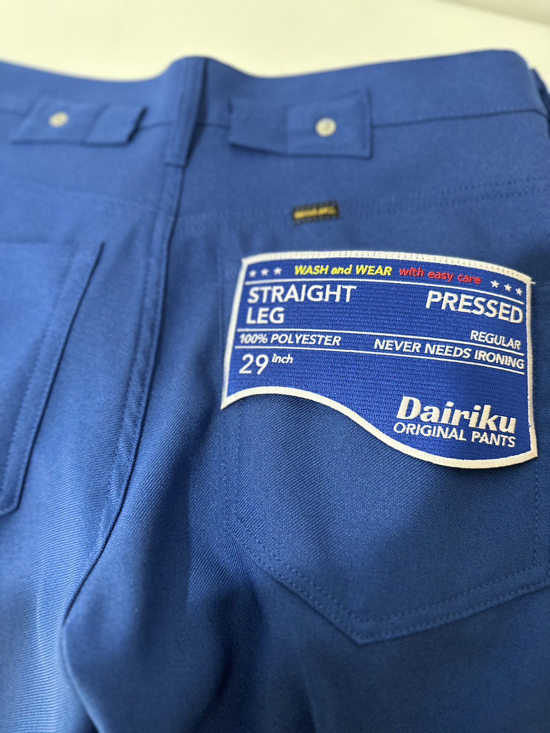 DAIRIKU<br />Straight Pressed Pants / Royal Blue<img class='new_mark_img2' src='https://img.shop-pro.jp/img/new/icons14.gif' style='border:none;display:inline;margin:0px;padding:0px;width:auto;' />