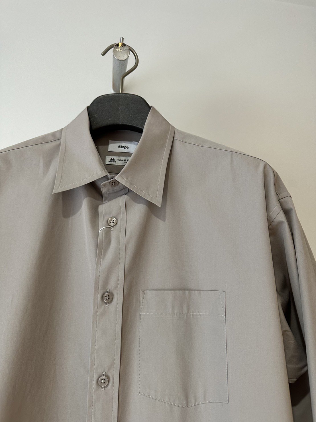 ALLEGE<br />Standard  Shirt / Beige<img class='new_mark_img2' src='https://img.shop-pro.jp/img/new/icons14.gif' style='border:none;display:inline;margin:0px;padding:0px;width:auto;' />