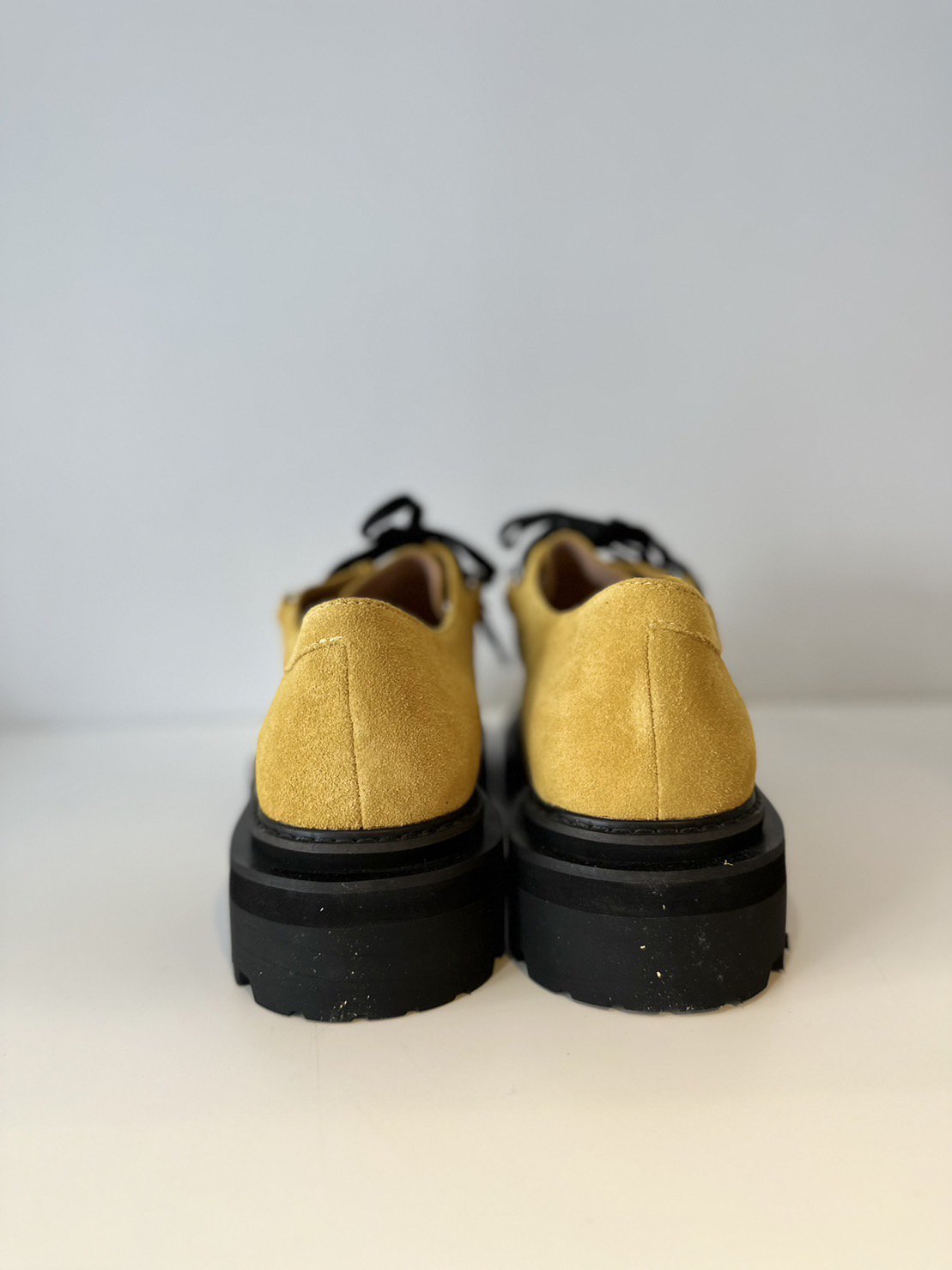 DAIRIKU<br />Suede Derby Shoes / Yellow<img class='new_mark_img2' src='https://img.shop-pro.jp/img/new/icons14.gif' style='border:none;display:inline;margin:0px;padding:0px;width:auto;' />