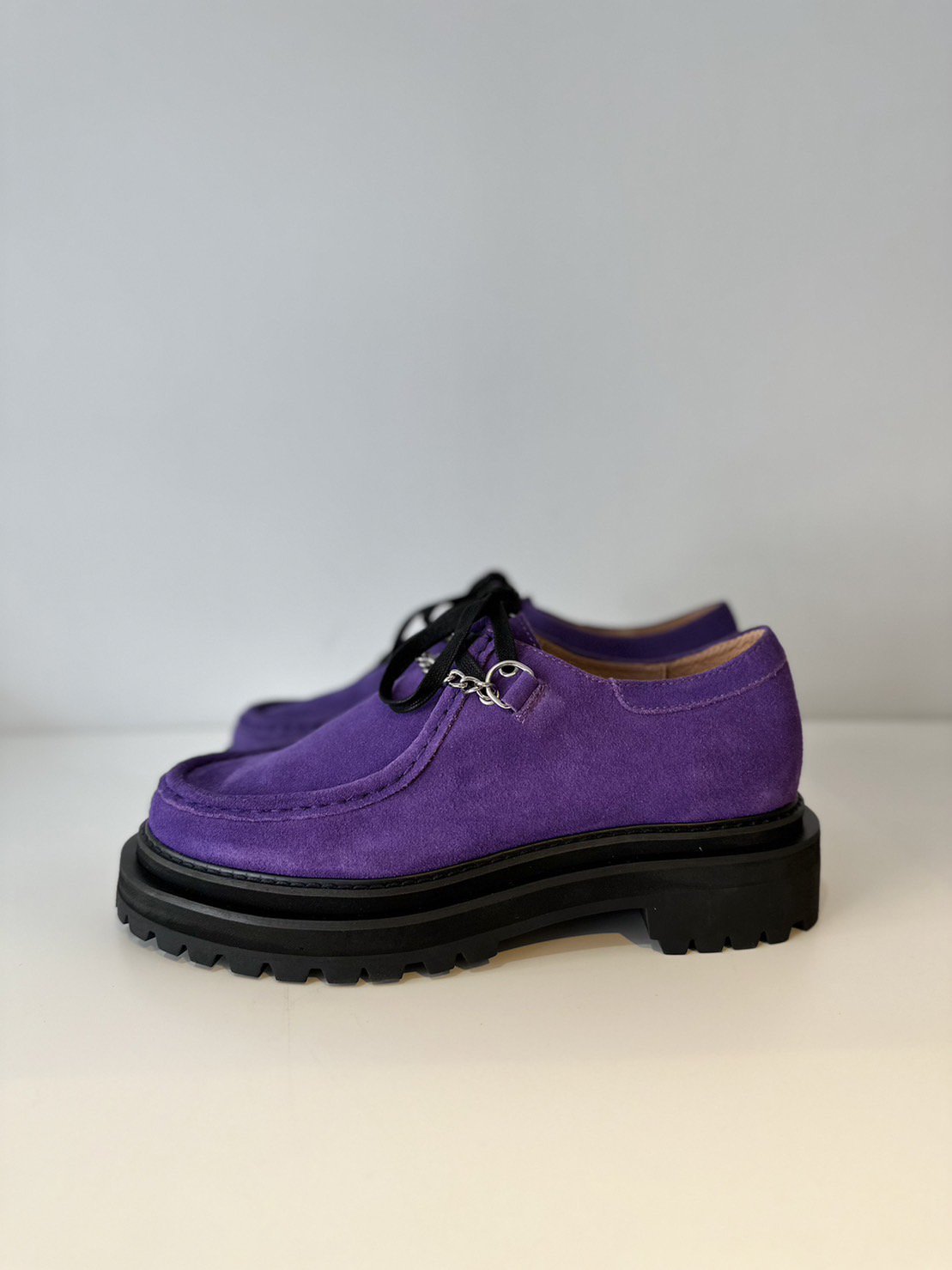 DAIRIKU<br />Suede Derby Shoes / Purple<img class='new_mark_img2' src='https://img.shop-pro.jp/img/new/icons14.gif' style='border:none;display:inline;margin:0px;padding:0px;width:auto;' />