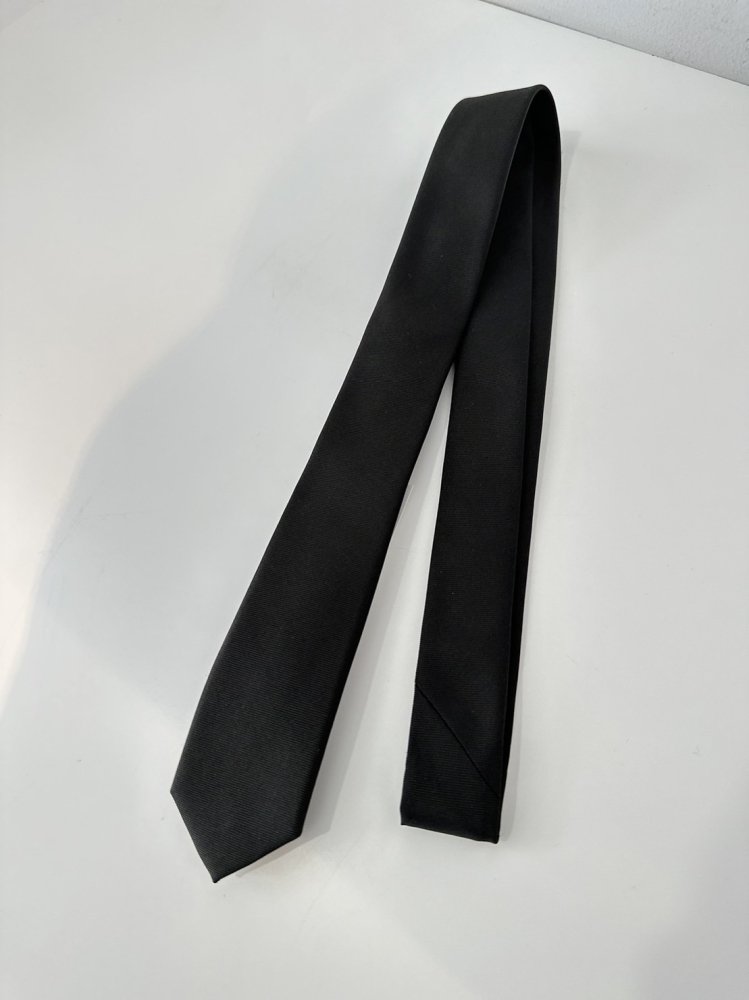 LITTLEBIG<br />Narrow Tie / Black<img class='new_mark_img2' src='https://img.shop-pro.jp/img/new/icons14.gif' style='border:none;display:inline;margin:0px;padding:0px;width:auto;' />