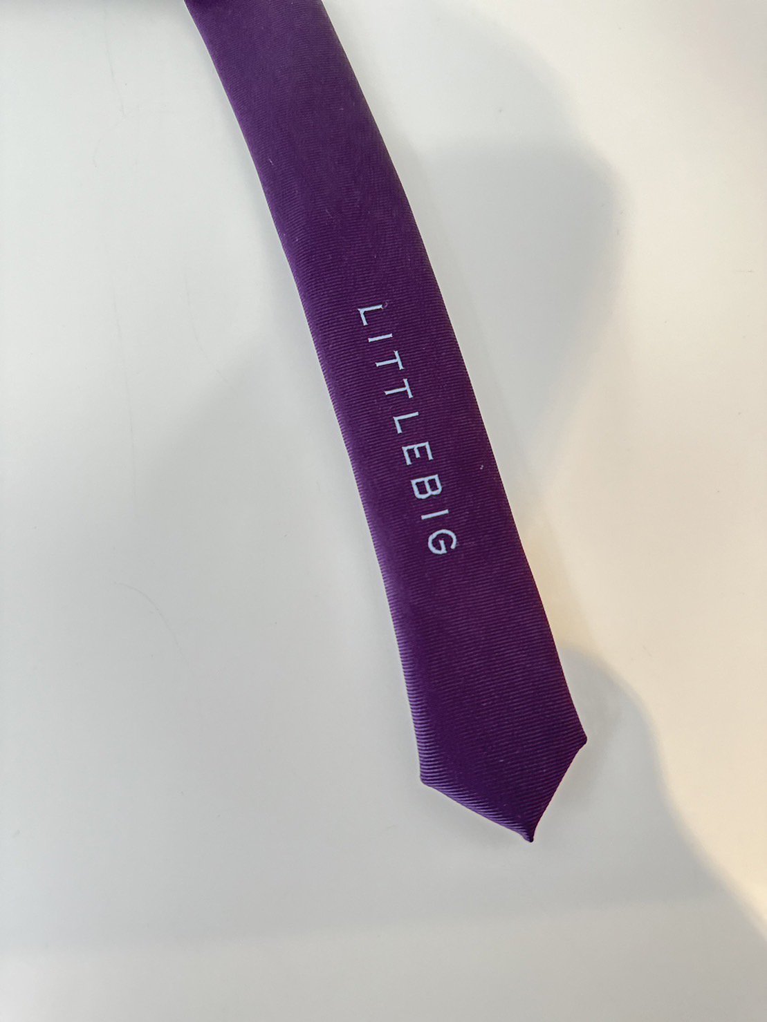 LITTLEBIG<br />[30%off] Narrow Tie / Purple<img class='new_mark_img2' src='https://img.shop-pro.jp/img/new/icons20.gif' style='border:none;display:inline;margin:0px;padding:0px;width:auto;' />