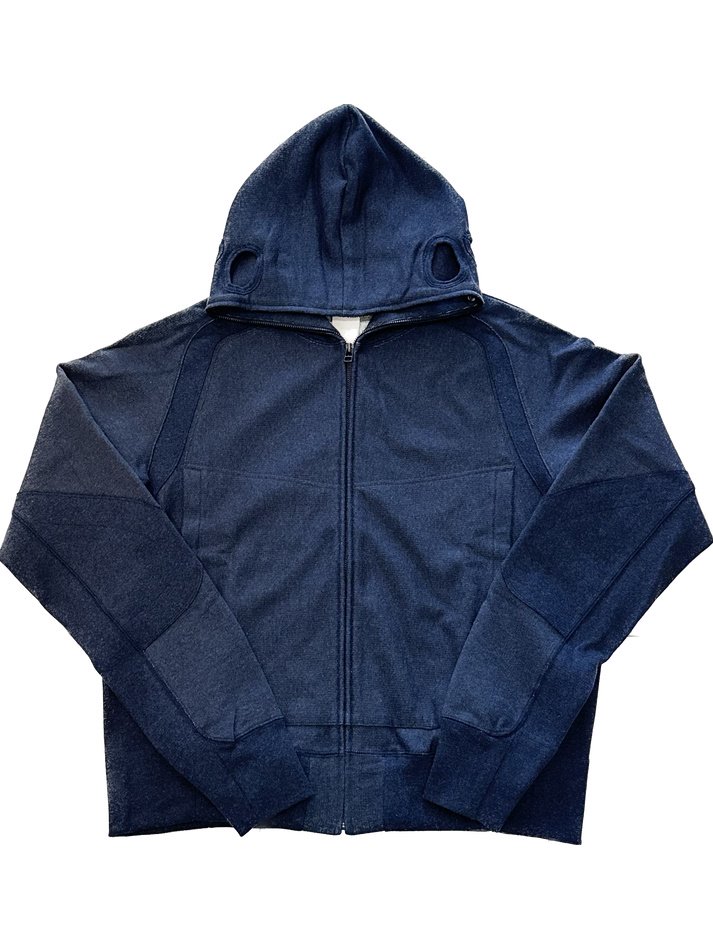JIAN YE<br />SOLID HOODIE / navy<img class='new_mark_img2' src='https://img.shop-pro.jp/img/new/icons47.gif' style='border:none;display:inline;margin:0px;padding:0px;width:auto;' />