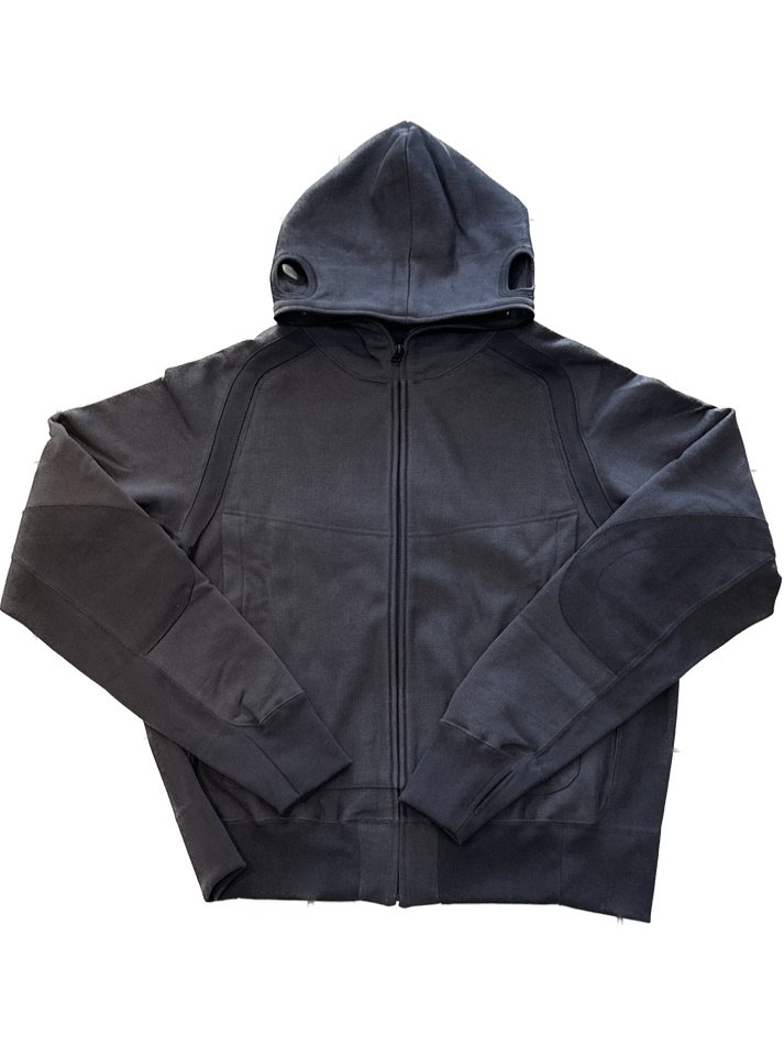JIAN YE<br />SOLID HOODIE / char<img class='new_mark_img2' src='https://img.shop-pro.jp/img/new/icons47.gif' style='border:none;display:inline;margin:0px;padding:0px;width:auto;' />