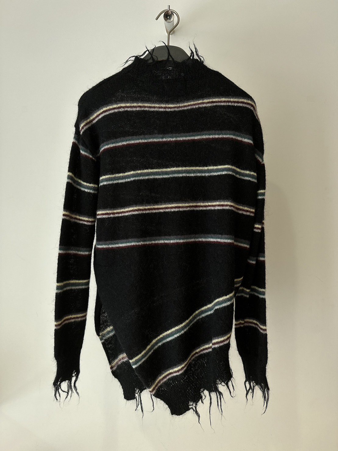soduk<br />striped knit / black<img class='new_mark_img2' src='https://img.shop-pro.jp/img/new/icons14.gif' style='border:none;display:inline;margin:0px;padding:0px;width:auto;' />