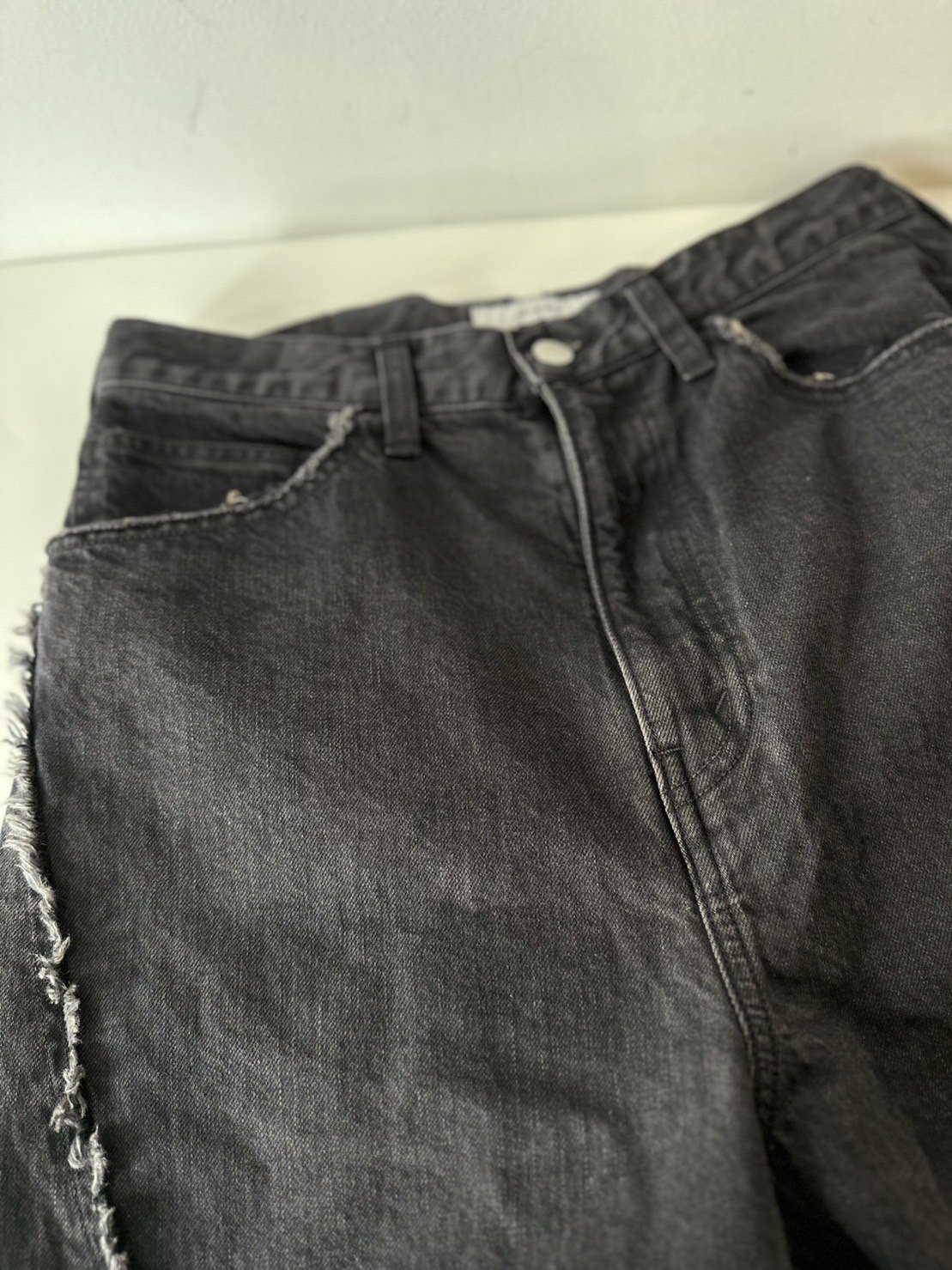 JieDa<br />USED LOOSE FIT JEANS / BLACK<img class='new_mark_img2' src='https://img.shop-pro.jp/img/new/icons14.gif' style='border:none;display:inline;margin:0px;padding:0px;width:auto;' />