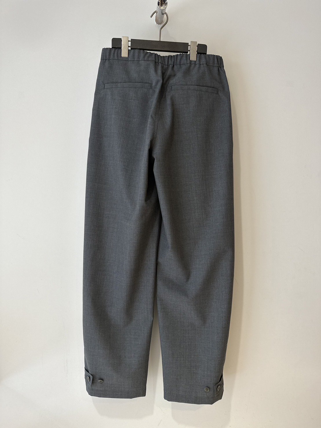 ALLEGE<br />Wool Easy Pants / Gray<img class='new_mark_img2' src='https://img.shop-pro.jp/img/new/icons14.gif' style='border:none;display:inline;margin:0px;padding:0px;width:auto;' />