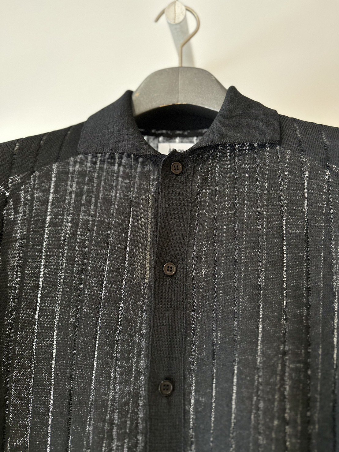 ALLEGE<br />Linen S/S Knit Shirt / Black<img class='new_mark_img2' src='https://img.shop-pro.jp/img/new/icons14.gif' style='border:none;display:inline;margin:0px;padding:0px;width:auto;' />