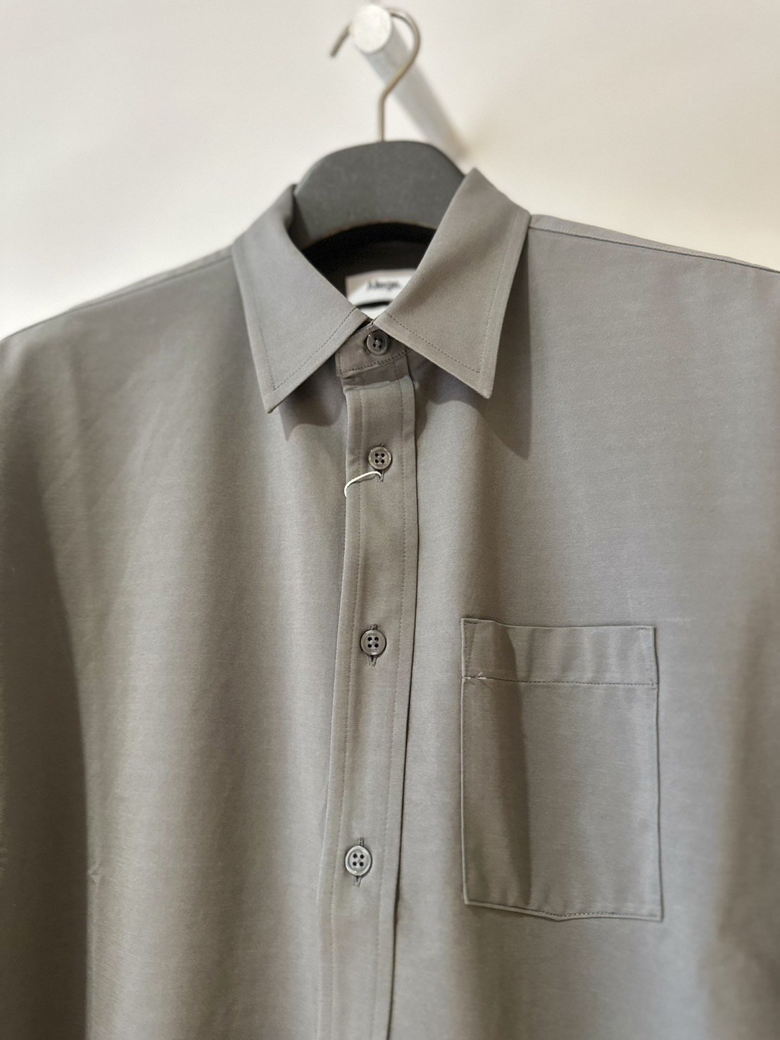 ALLEGE<br />AllegeKANEMASA Standaed Shirt / Gray<img class='new_mark_img2' src='https://img.shop-pro.jp/img/new/icons14.gif' style='border:none;display:inline;margin:0px;padding:0px;width:auto;' />