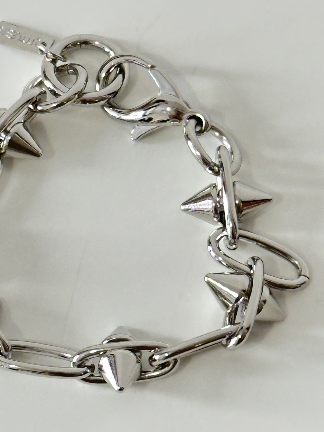 LITTLEBIG<br />Studded Bracelet / Silver<img class='new_mark_img2' src='https://img.shop-pro.jp/img/new/icons14.gif' style='border:none;display:inline;margin:0px;padding:0px;width:auto;' />