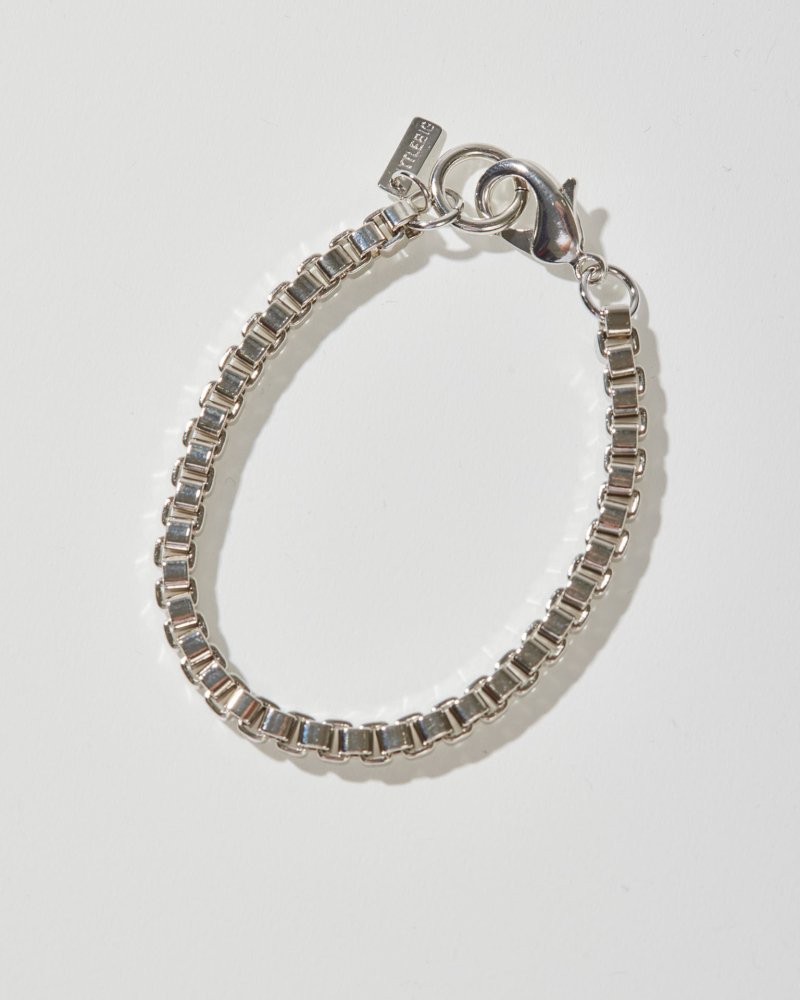LITTLEBIG<br />Cube Bracelet / Silver<img class='new_mark_img2' src='https://img.shop-pro.jp/img/new/icons14.gif' style='border:none;display:inline;margin:0px;padding:0px;width:auto;' />
