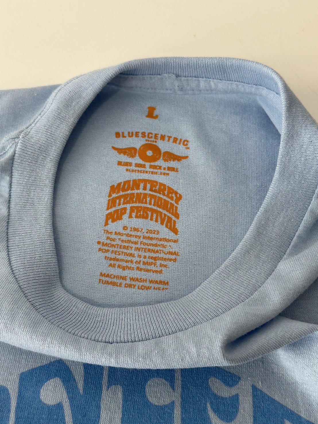 BLUESCENTRIC<br />MONTEREY POP FESTIVAL WAVE TEE / LT.BLUE<img class='new_mark_img2' src='https://img.shop-pro.jp/img/new/icons47.gif' style='border:none;display:inline;margin:0px;padding:0px;width:auto;' />