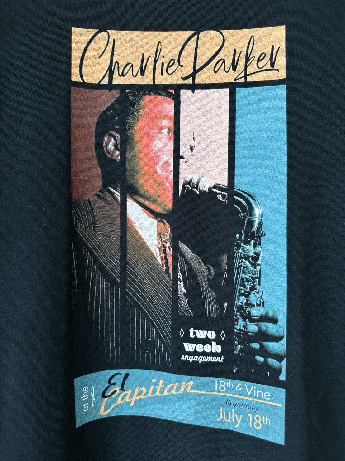 BLUESCENTRIC<br />CHARLIE PARKER AT 18TH & VINE TEE / BLACK<img class='new_mark_img2' src='https://img.shop-pro.jp/img/new/icons47.gif' style='border:none;display:inline;margin:0px;padding:0px;width:auto;' />
