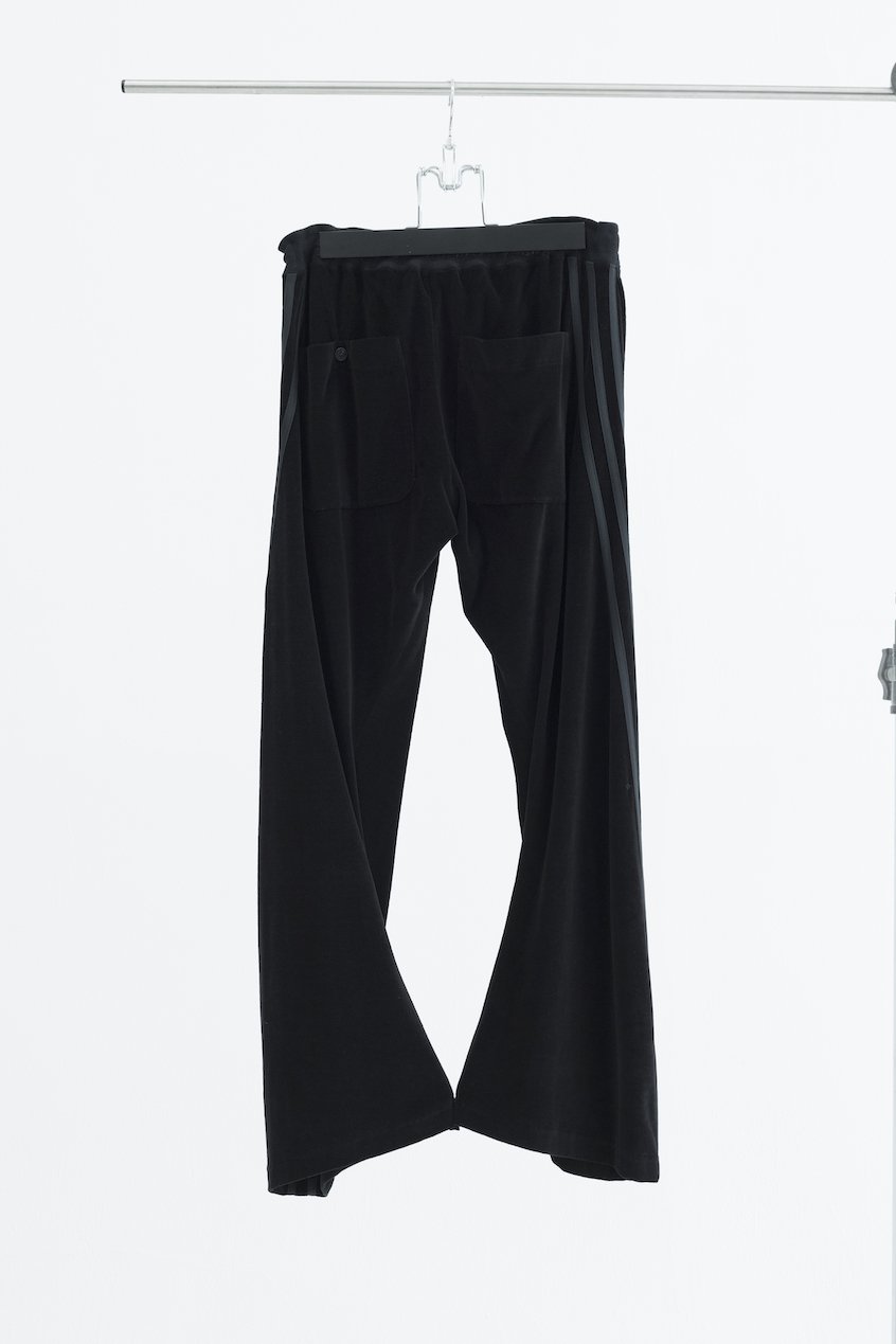 SOSHIOTSUKI<br />THE BDH TRACK PANTS / BLACK<img class='new_mark_img2' src='https://img.shop-pro.jp/img/new/icons14.gif' style='border:none;display:inline;margin:0px;padding:0px;width:auto;' />