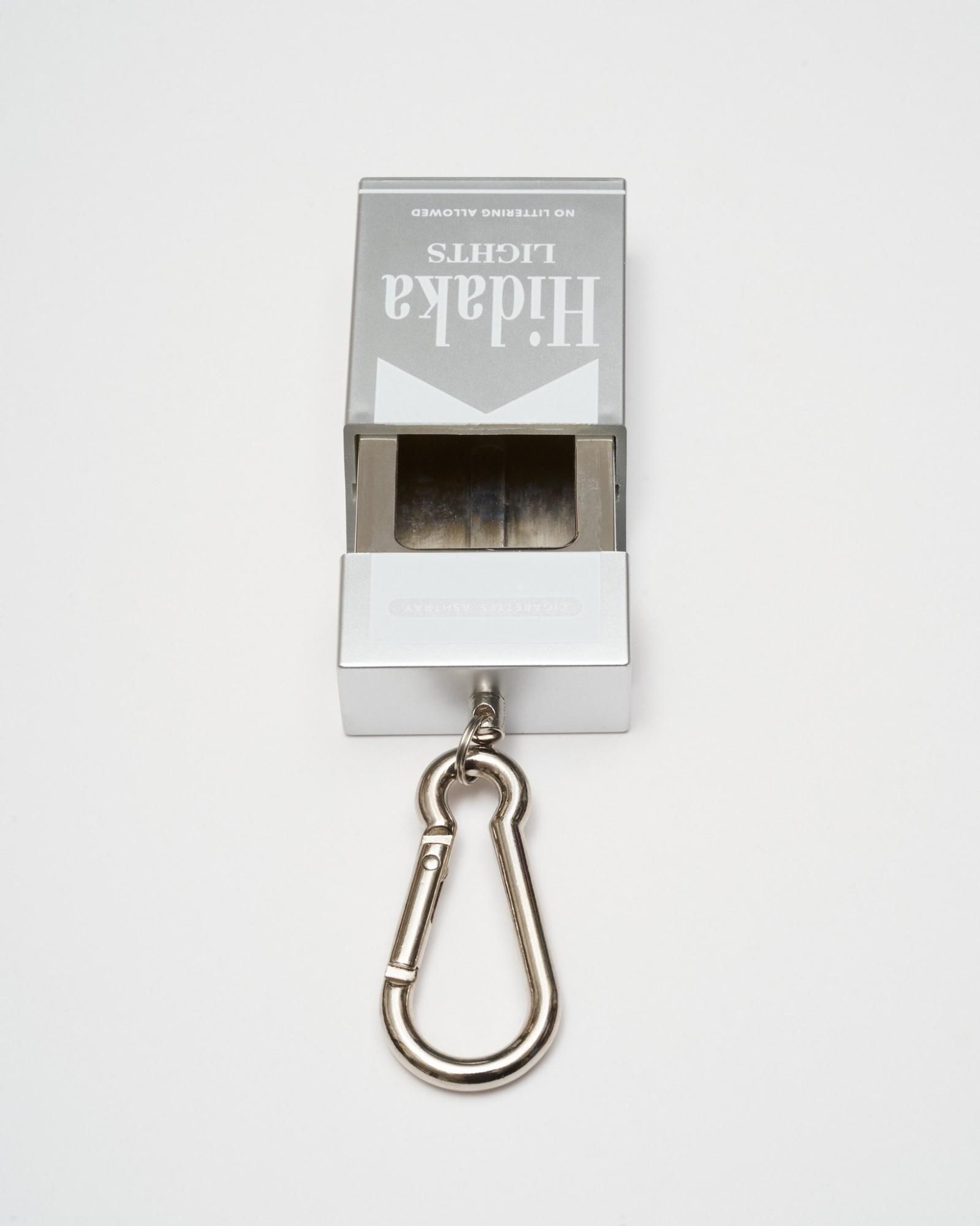HIDAKA<br />PORTABLE ASHTRAY / SILVER<img class='new_mark_img2' src='https://img.shop-pro.jp/img/new/icons47.gif' style='border:none;display:inline;margin:0px;padding:0px;width:auto;' />