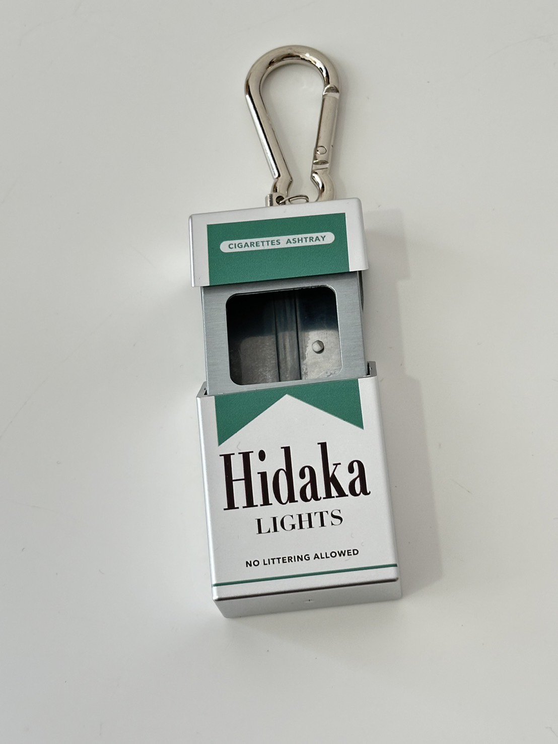 HIDAKA<br />PORTABLE ASHTRAY / GREEN<img class='new_mark_img2' src='https://img.shop-pro.jp/img/new/icons47.gif' style='border:none;display:inline;margin:0px;padding:0px;width:auto;' />