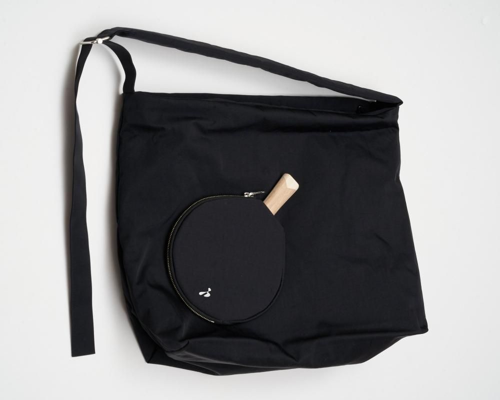 HIDAKA<br />PING-PONG MESSENGER BAG / BLACK<img class='new_mark_img2' src='https://img.shop-pro.jp/img/new/icons47.gif' style='border:none;display:inline;margin:0px;padding:0px;width:auto;' />