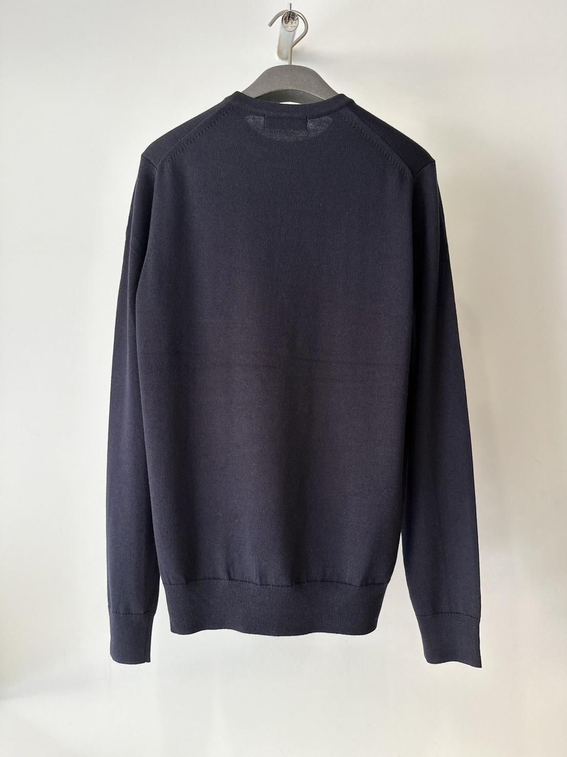 FRED PERRY<br />CLASSIC CREW NECK JUMPER / NAVY<img class='new_mark_img2' src='https://img.shop-pro.jp/img/new/icons14.gif' style='border:none;display:inline;margin:0px;padding:0px;width:auto;' />