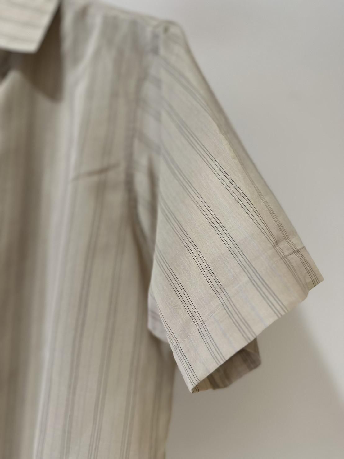 SOSHIOTSUKI<br />VINTAGE LAWN S/S SHIRT / BEIGE <img class='new_mark_img2' src='https://img.shop-pro.jp/img/new/icons47.gif' style='border:none;display:inline;margin:0px;padding:0px;width:auto;' />
