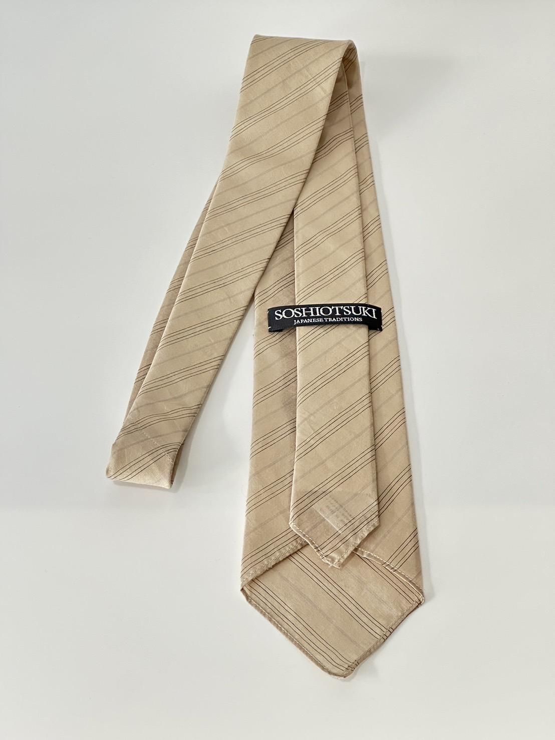 SOSHIOTSUKI<br />VINTAGE LAWN NECK TIE / BEIGE<img class='new_mark_img2' src='https://img.shop-pro.jp/img/new/icons14.gif' style='border:none;display:inline;margin:0px;padding:0px;width:auto;' />