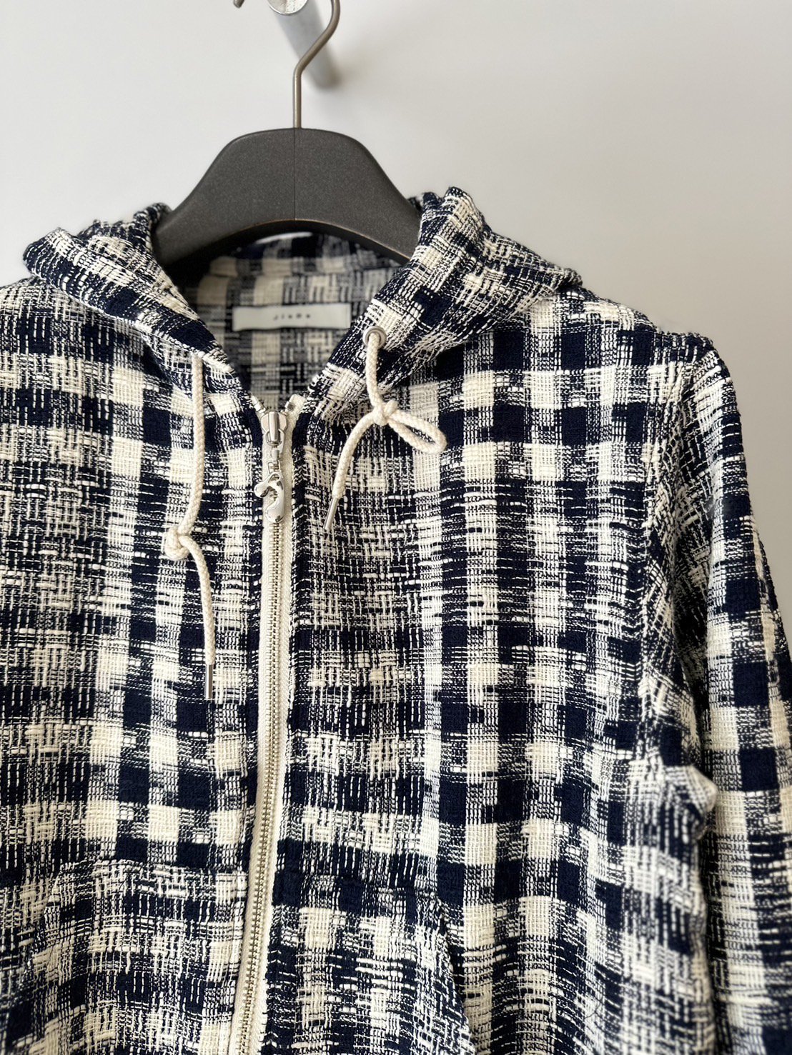 JieDa<br />GINGHAM ZIP PARKA / NAVY<img class='new_mark_img2' src='https://img.shop-pro.jp/img/new/icons47.gif' style='border:none;display:inline;margin:0px;padding:0px;width:auto;' />