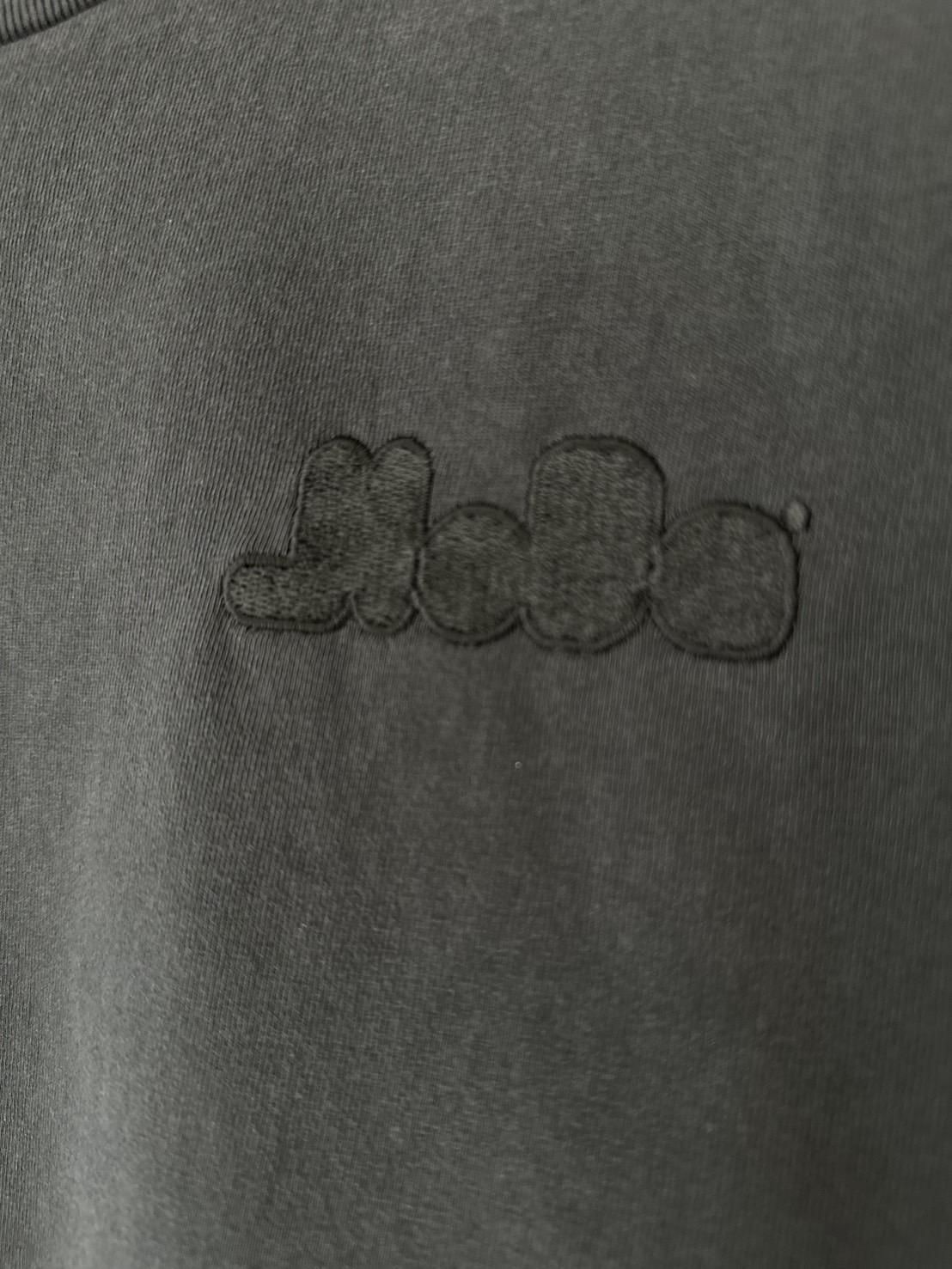 JIEDA<br />PIGMENT EMBROIDERY TEE / BLACK<img class='new_mark_img2' src='https://img.shop-pro.jp/img/new/icons14.gif' style='border:none;display:inline;margin:0px;padding:0px;width:auto;' />