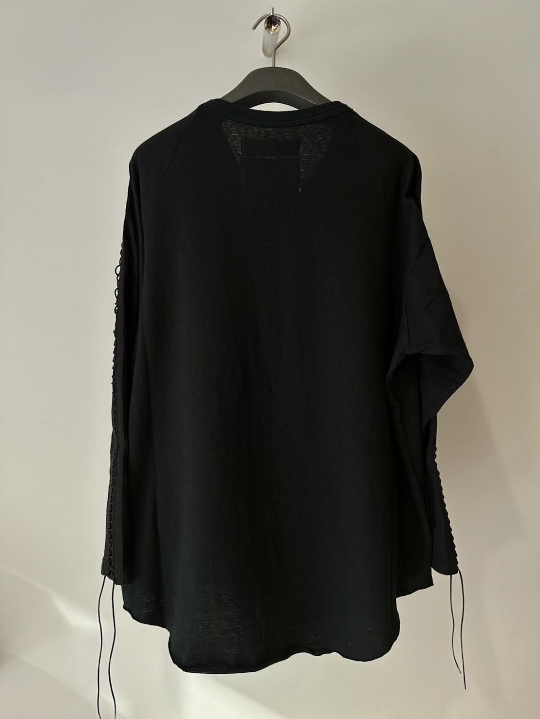 DAIRIKU<br />Blue Marder Lace-Up Tee / Black <img class='new_mark_img2' src='https://img.shop-pro.jp/img/new/icons47.gif' style='border:none;display:inline;margin:0px;padding:0px;width:auto;' />