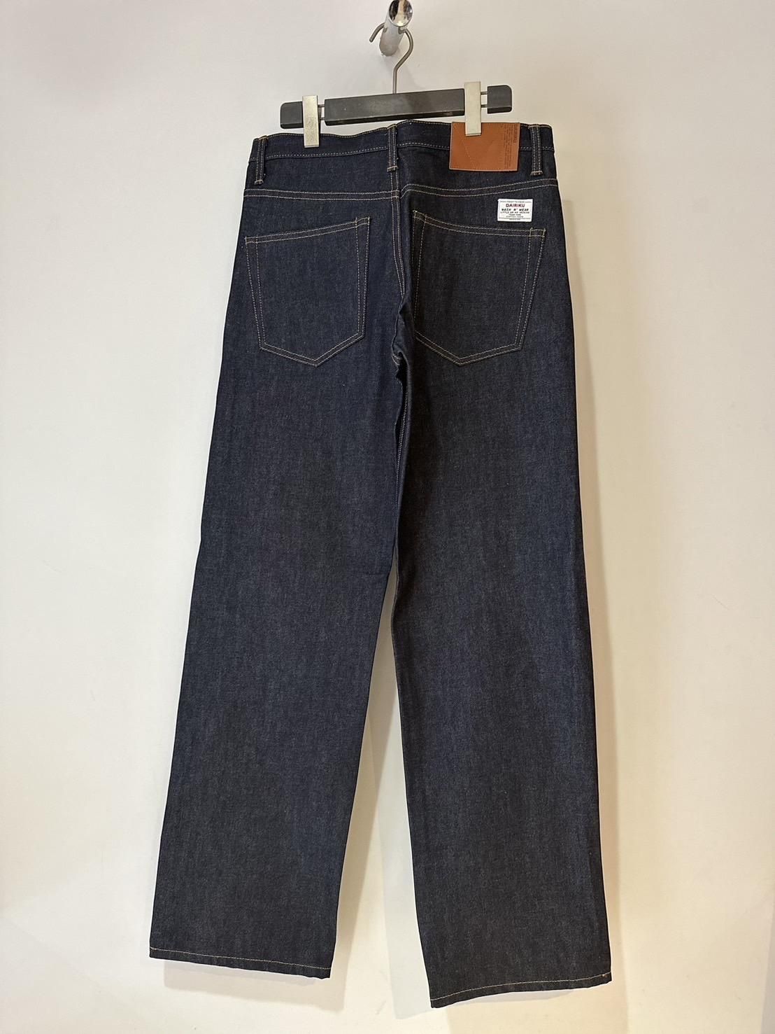 DAIRIKU<br />Straight Rigid Denim Pants / Indigo<img class='new_mark_img2' src='https://img.shop-pro.jp/img/new/icons47.gif' style='border:none;display:inline;margin:0px;padding:0px;width:auto;' />