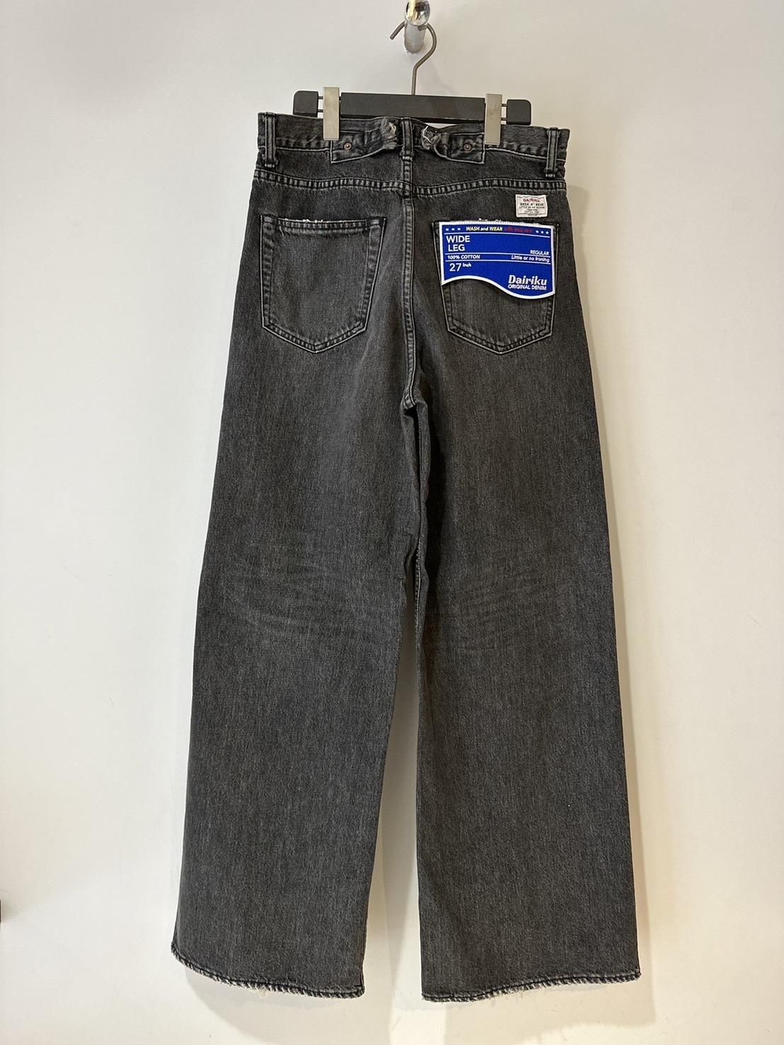 DAIRIKU<br />Wide Vintage Denim Pants / Black<img class='new_mark_img2' src='https://img.shop-pro.jp/img/new/icons14.gif' style='border:none;display:inline;margin:0px;padding:0px;width:auto;' />