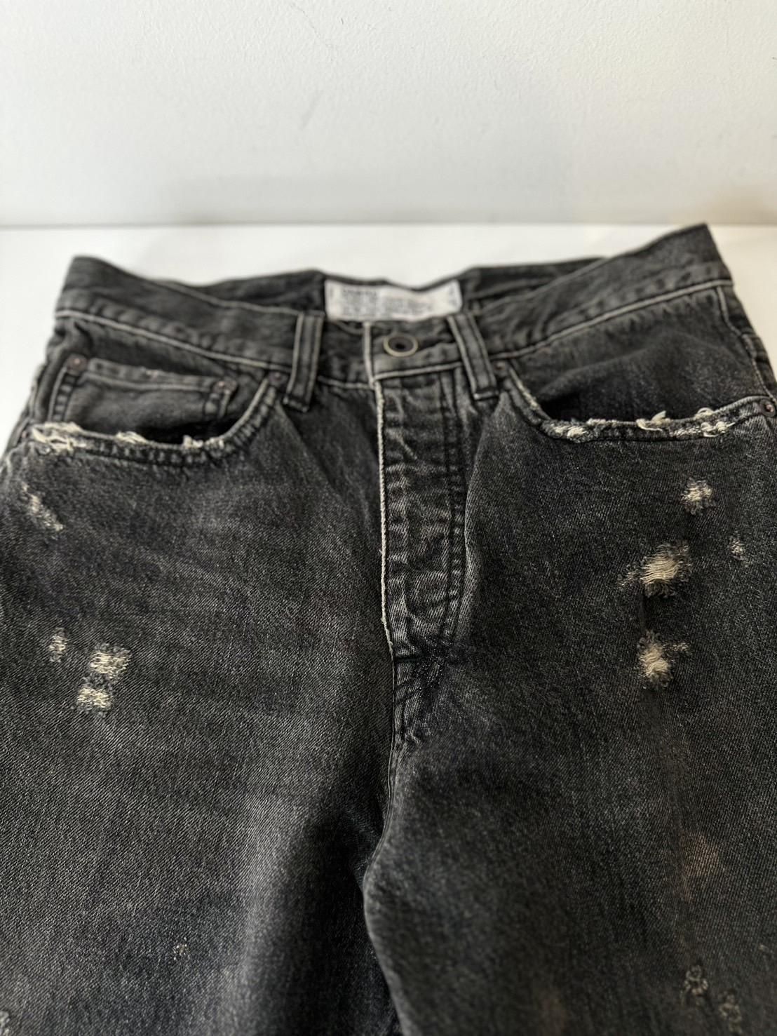 DAIRIKU<br />Damage Straight Denim Pants / Black<img class='new_mark_img2' src='https://img.shop-pro.jp/img/new/icons14.gif' style='border:none;display:inline;margin:0px;padding:0px;width:auto;' />